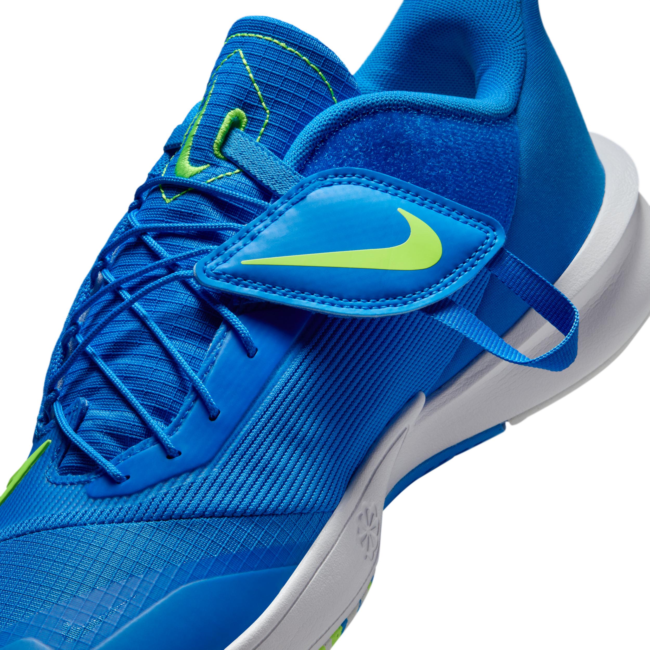 Nike Precision 7 EasyOn Men's Basketball Shoes Product Image