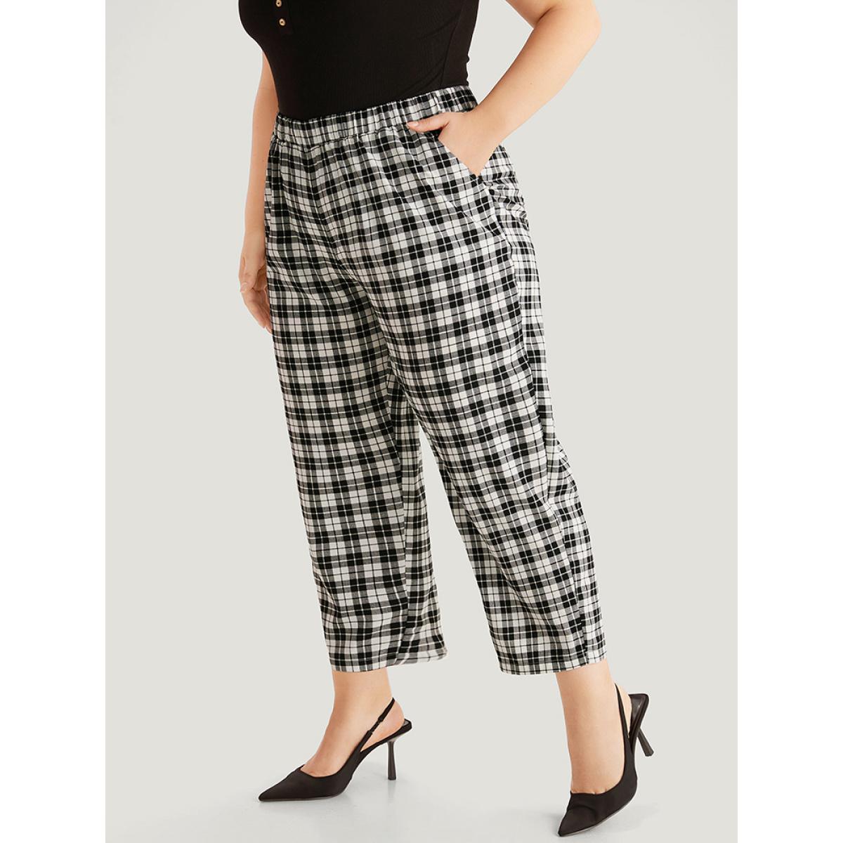 Plus Size Gingham Elastic Waist Pocket Pants Women Black Office High Rise Office Pants BloomChic 12/L Product Image