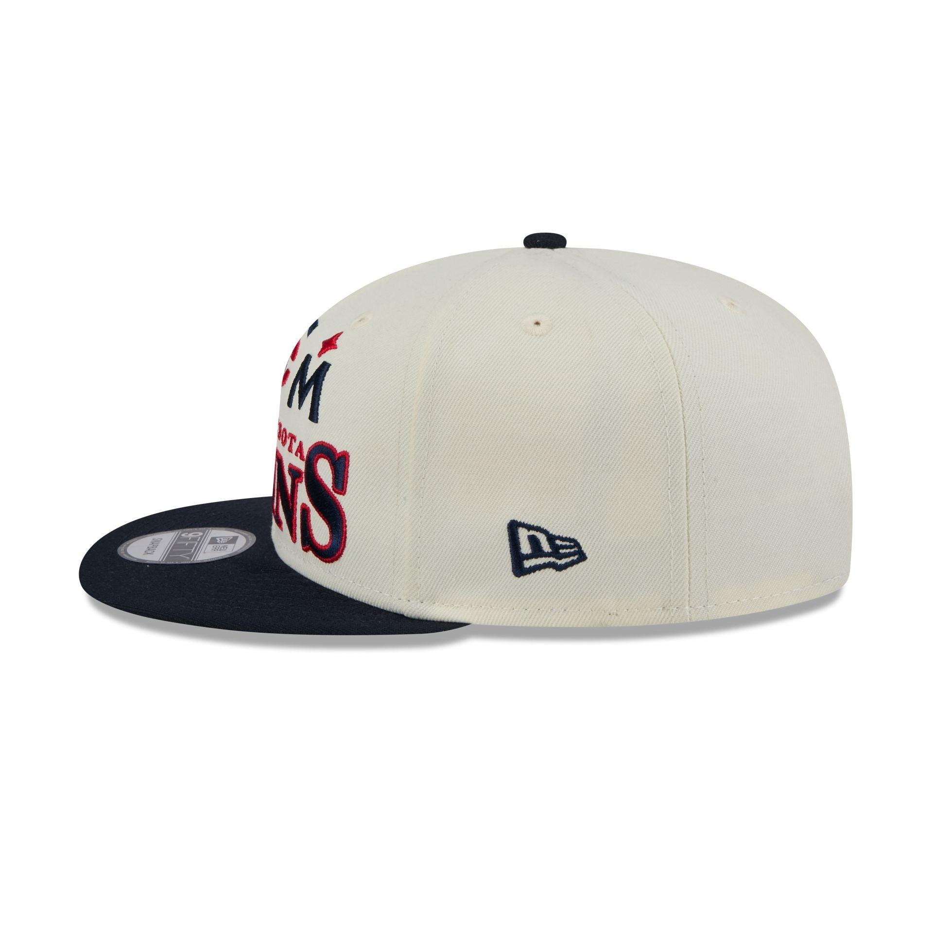 Cleveland Guardians Archive 9FIFTY Snapback Hat Male Product Image