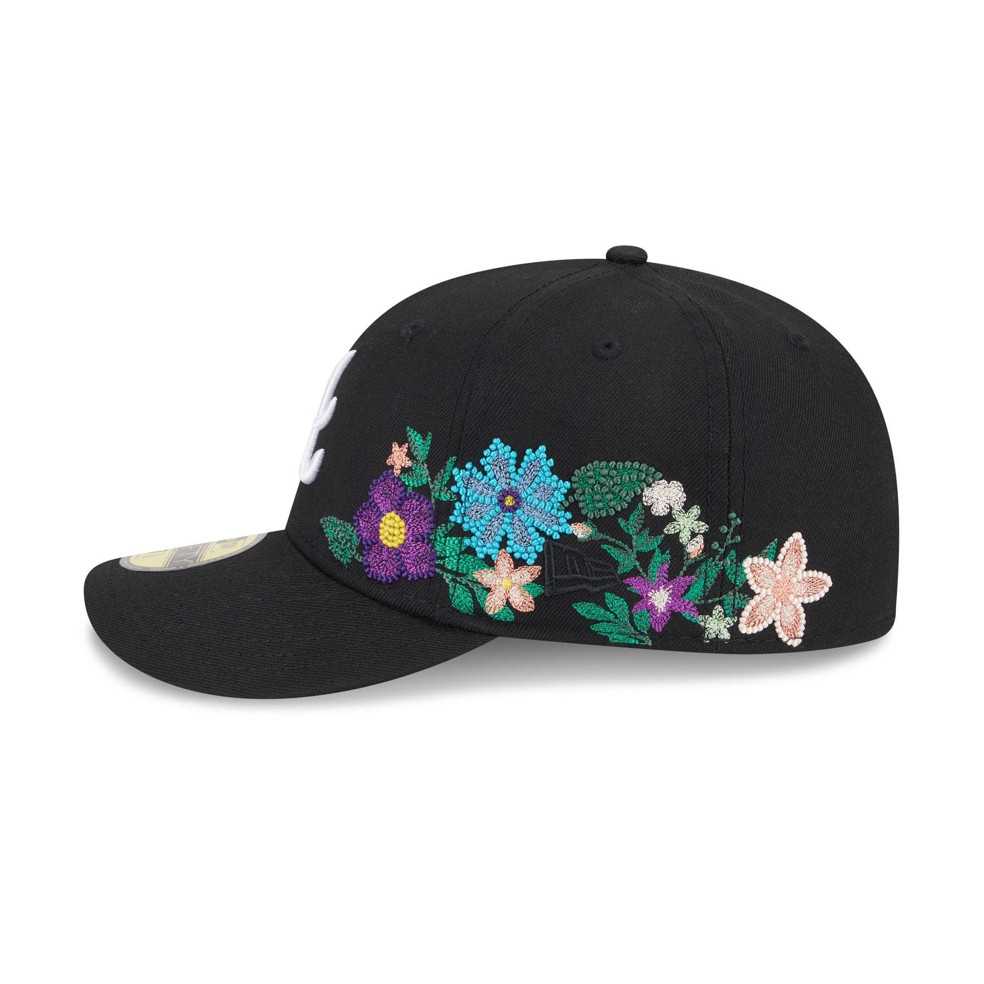 Atlanta Braves Tonal Florals Black 59FIFTY Fitted Hat Male Product Image