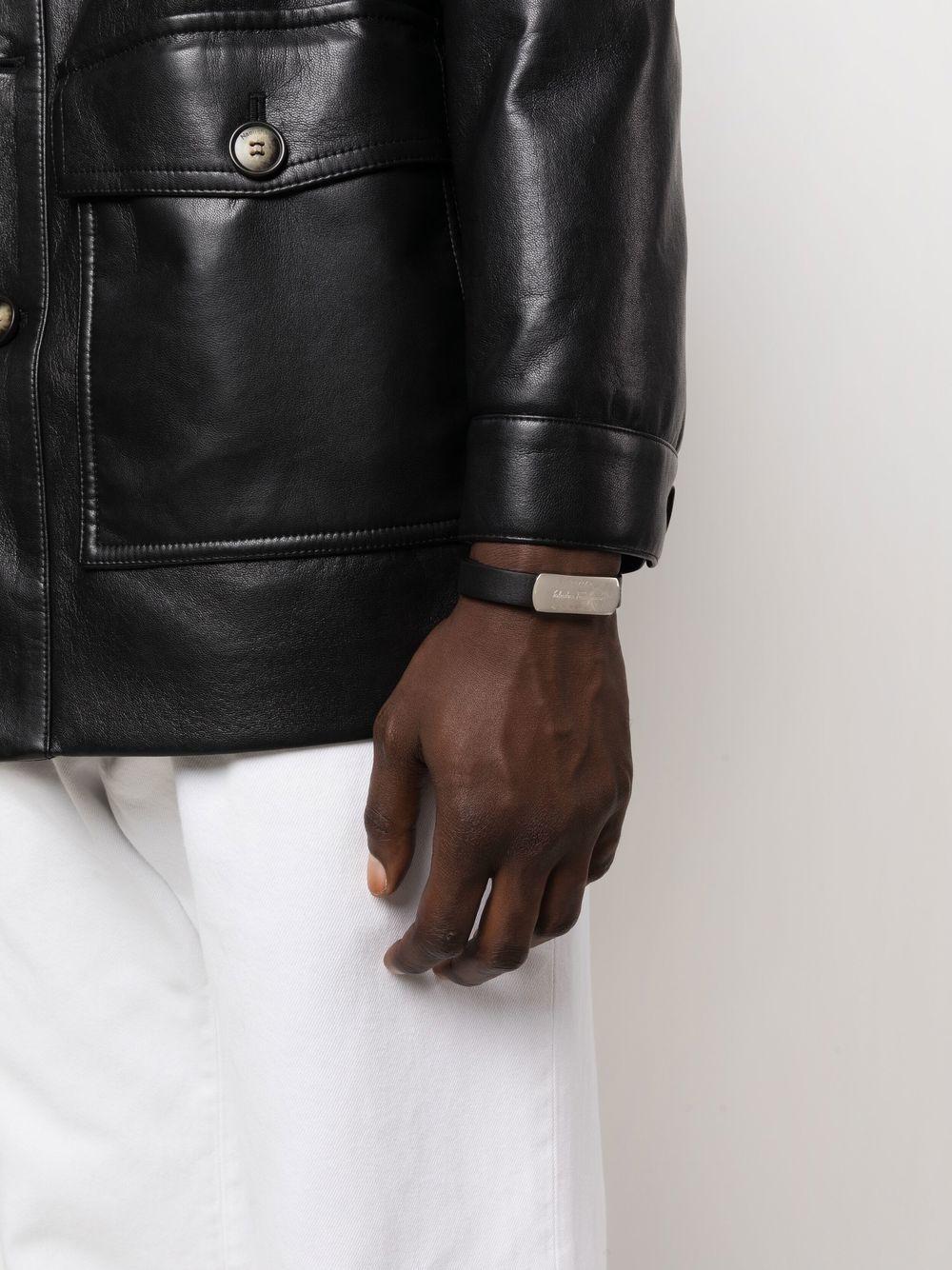 engraved-logo leather bracelet Product Image