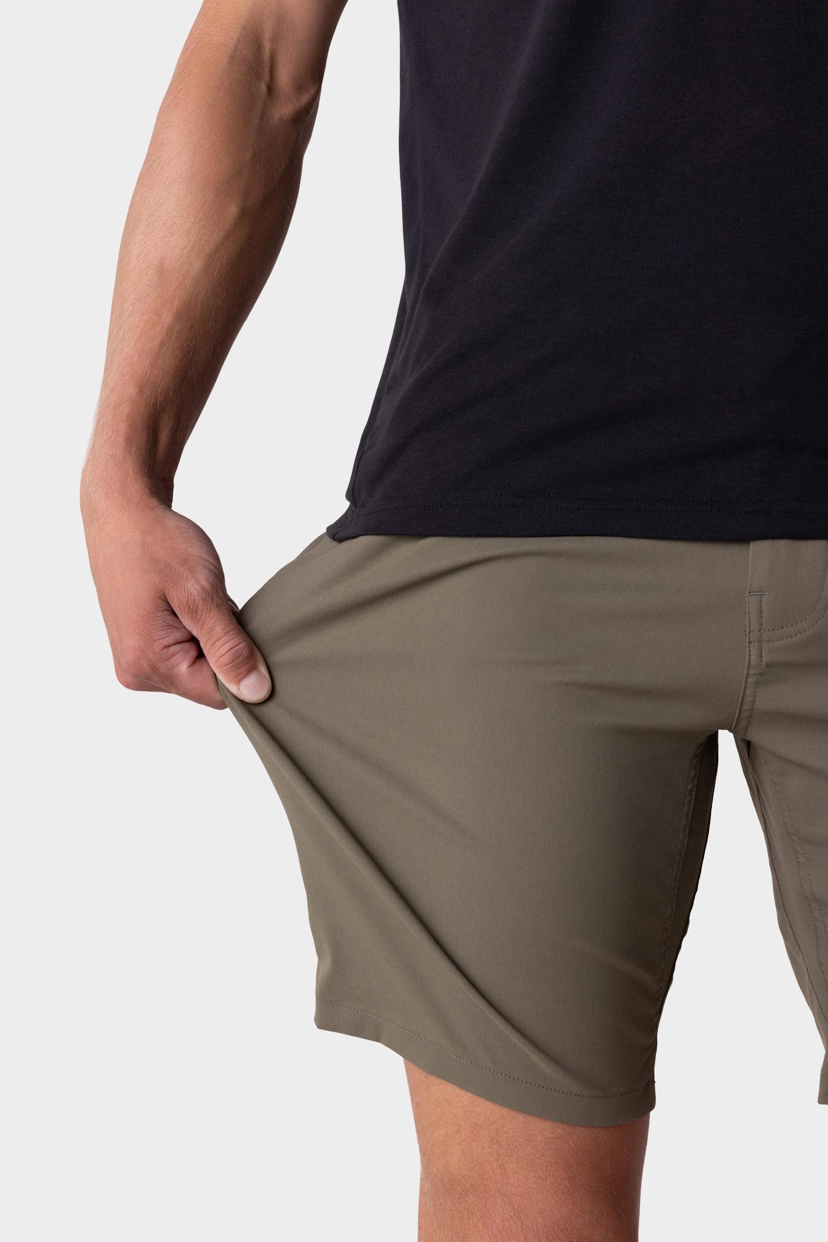 686 Men's Everywhere Hybrid Short Male Product Image