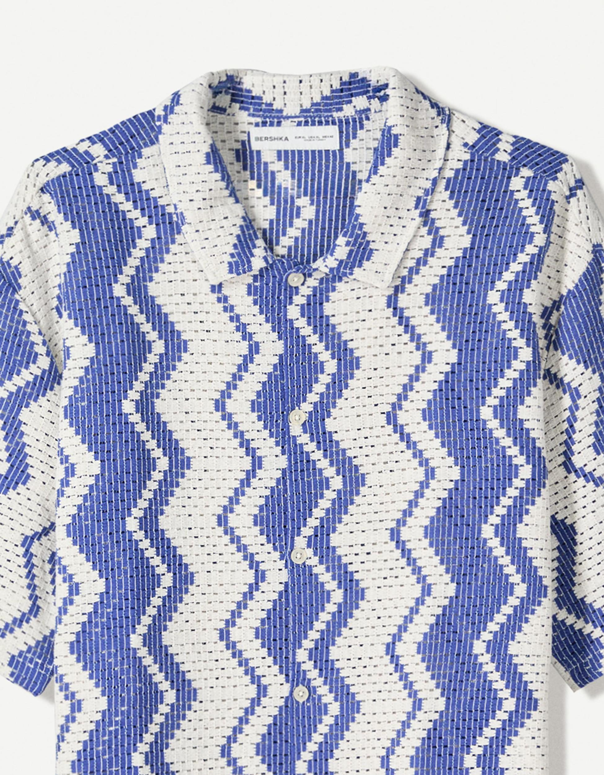 Short sleeve crochet shirt Product Image