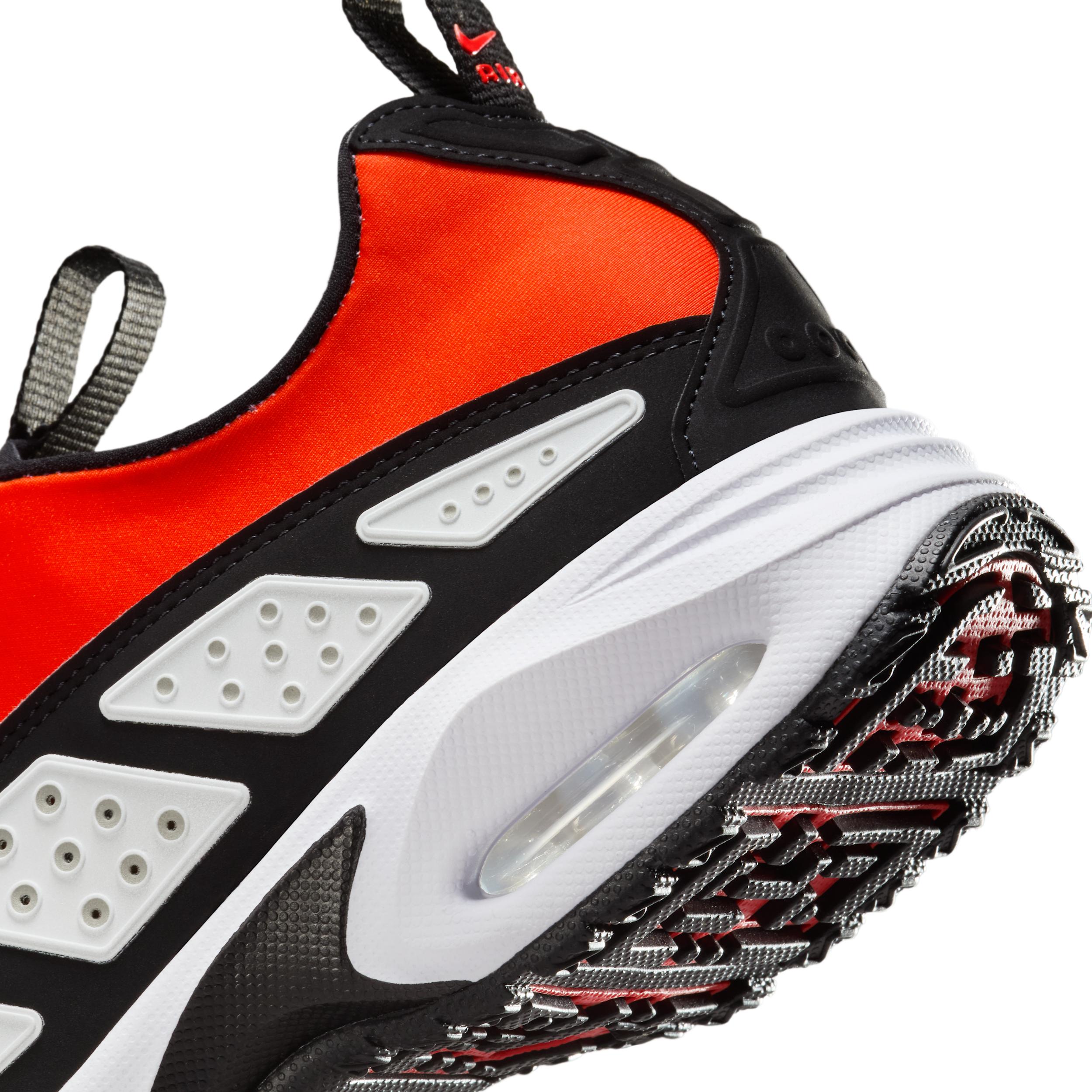 Nike Women's Air Max SNDR Shoes Product Image