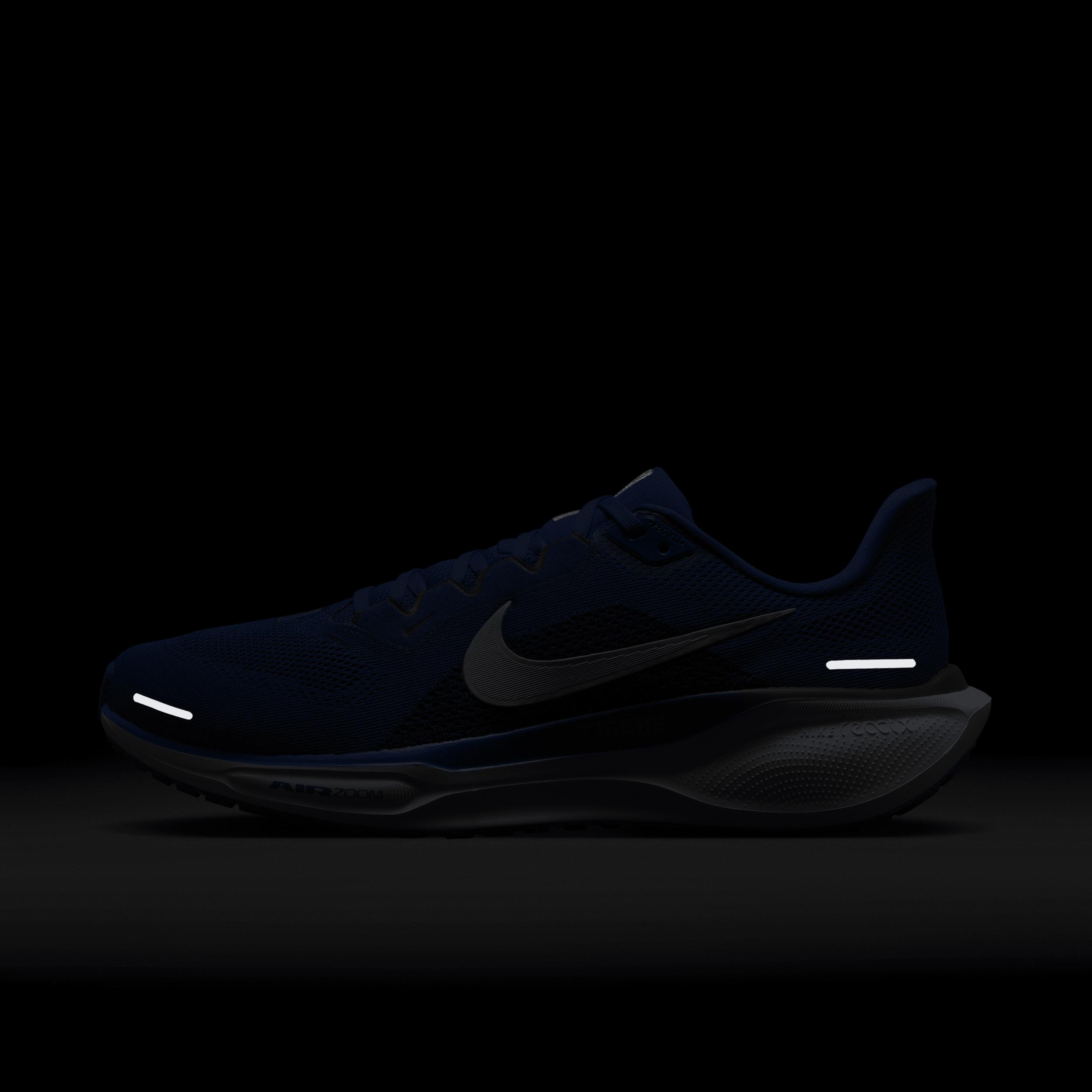 Tennessee State Pegasus 41 Nike Men's College Road Running Shoes Product Image