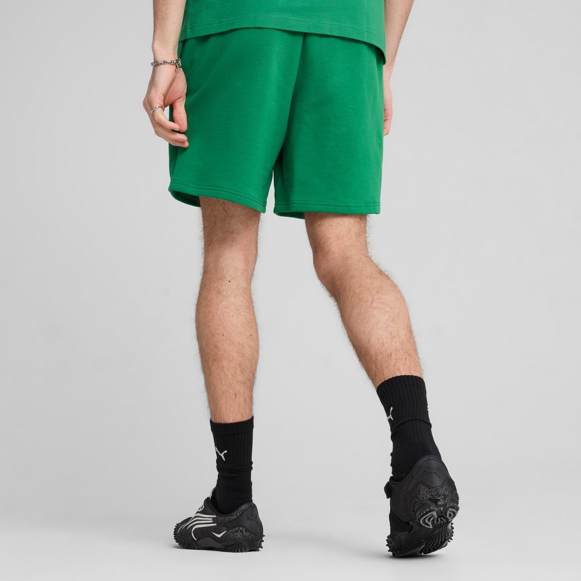 WARDROBE ESSENTIALS Men's Relaxed 7" Shorts Product Image
