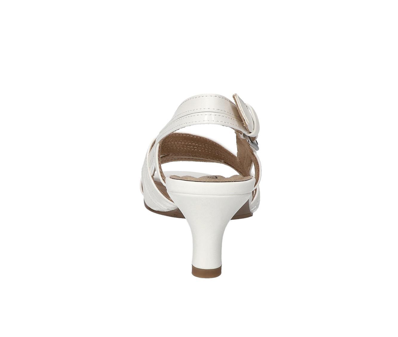 Women's Easy Street Meghan Pumps Product Image