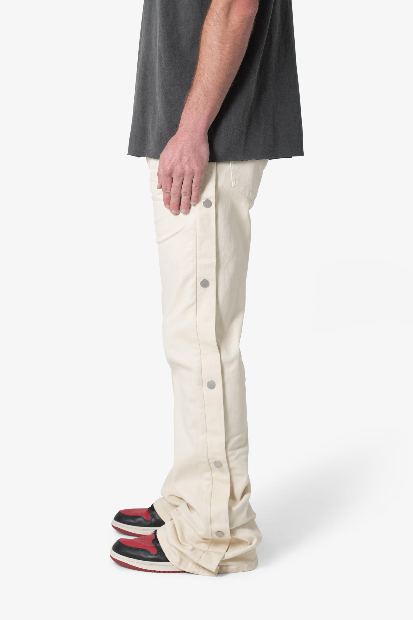 Snap Baggy Flare Denim - Off White Product Image