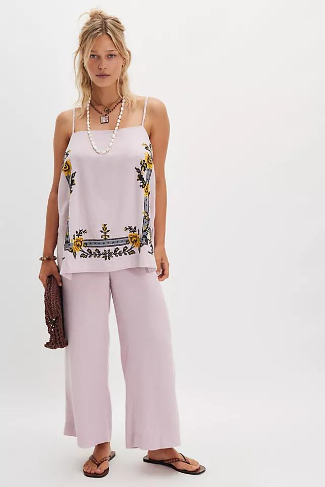 Sightseer Embroidered Linen Set Product Image