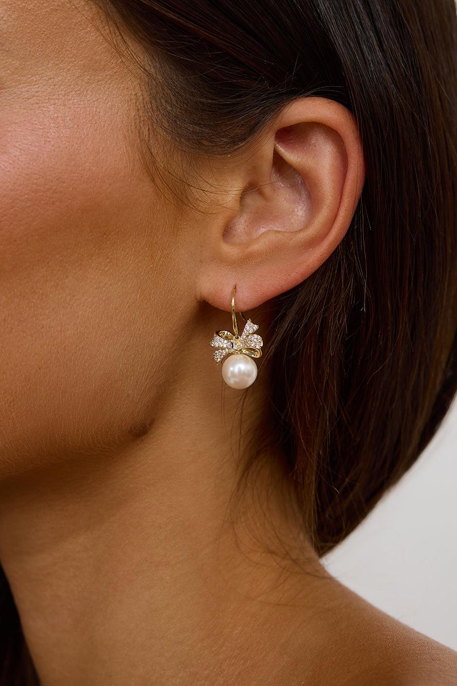 Elise Earrings Gold Product Image