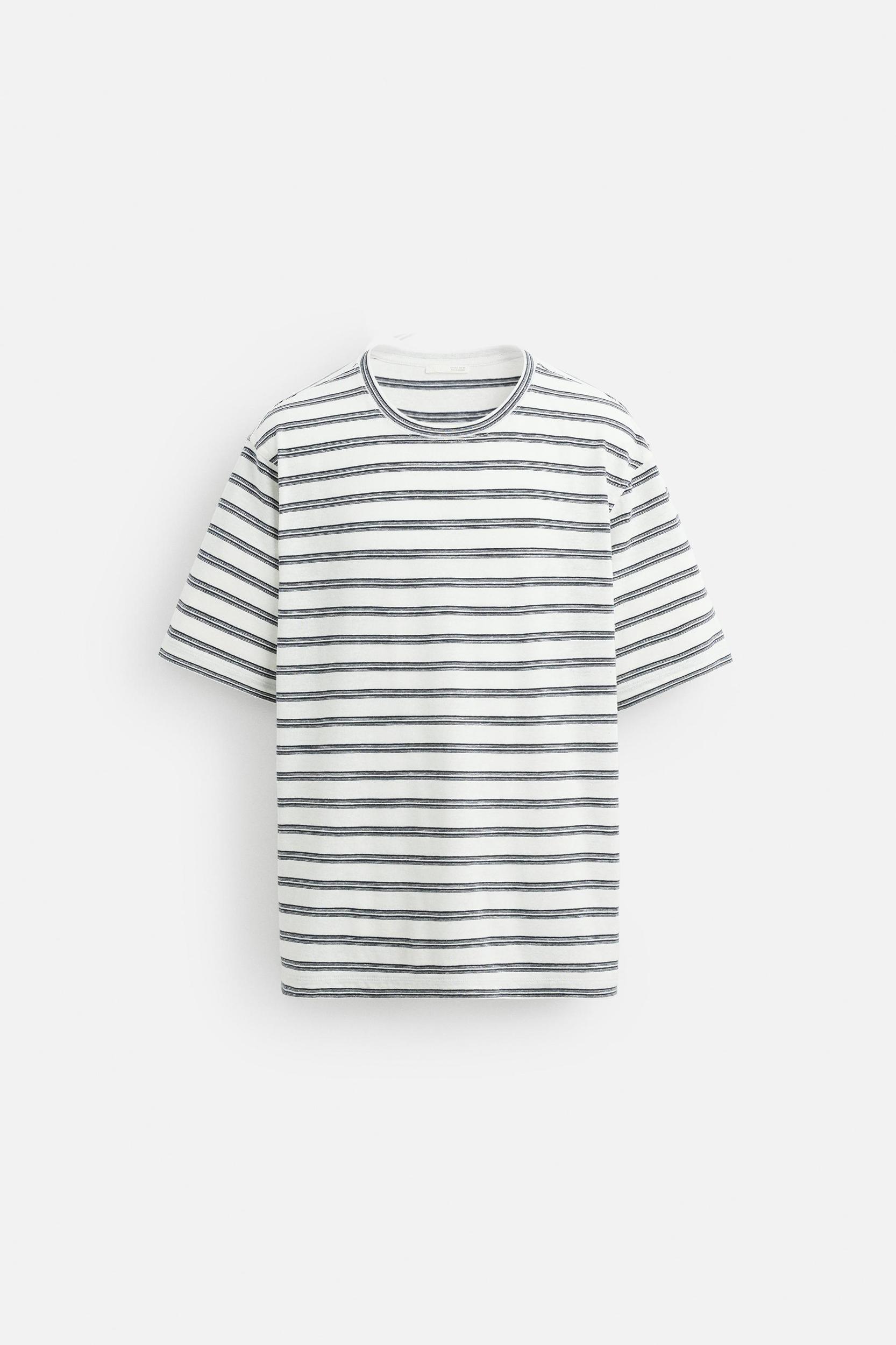STRIPED T-SHIRT Product Image