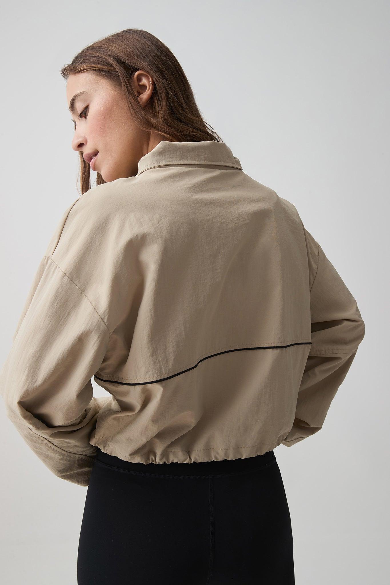 Cropped Spray Jacket 745 Product Image