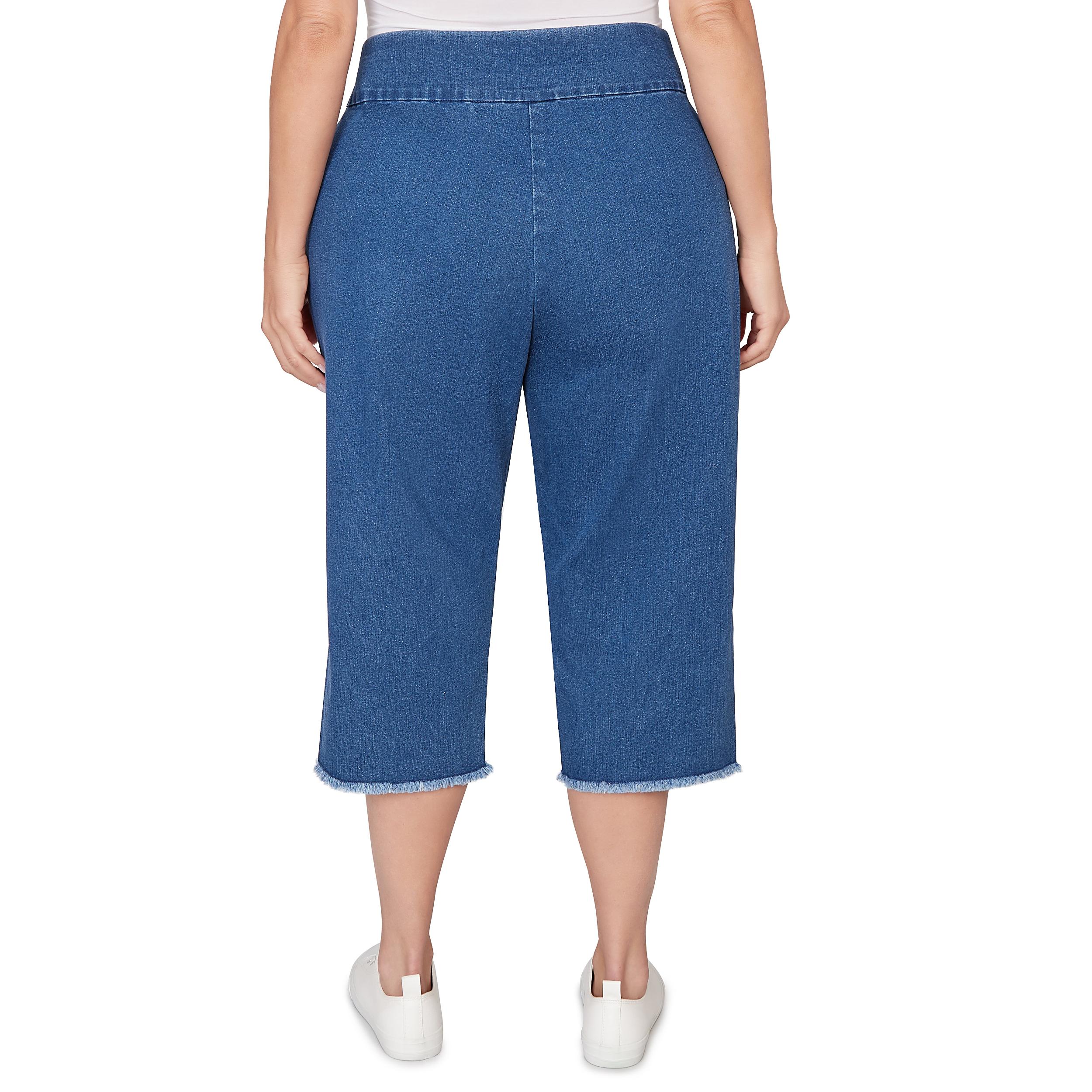 Alfred Dunner Super Stretch Denim Fringe Capri Pant- Petite Product Image