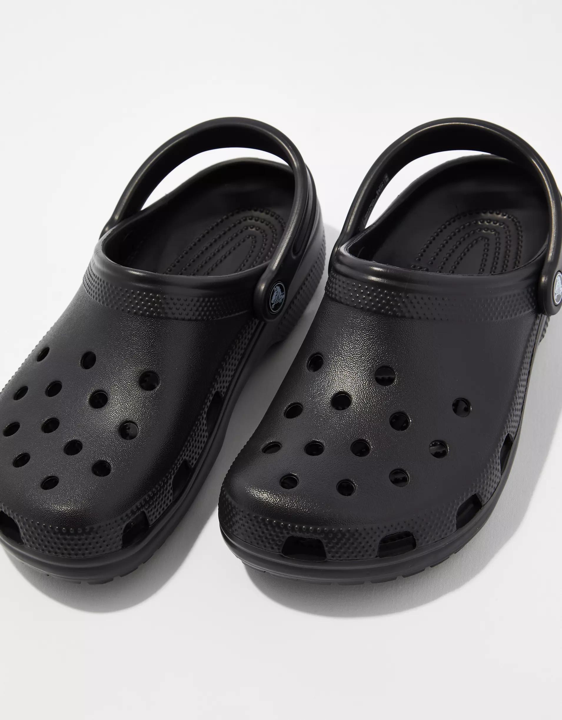 Crocs Men's Classic Clog Product Image
