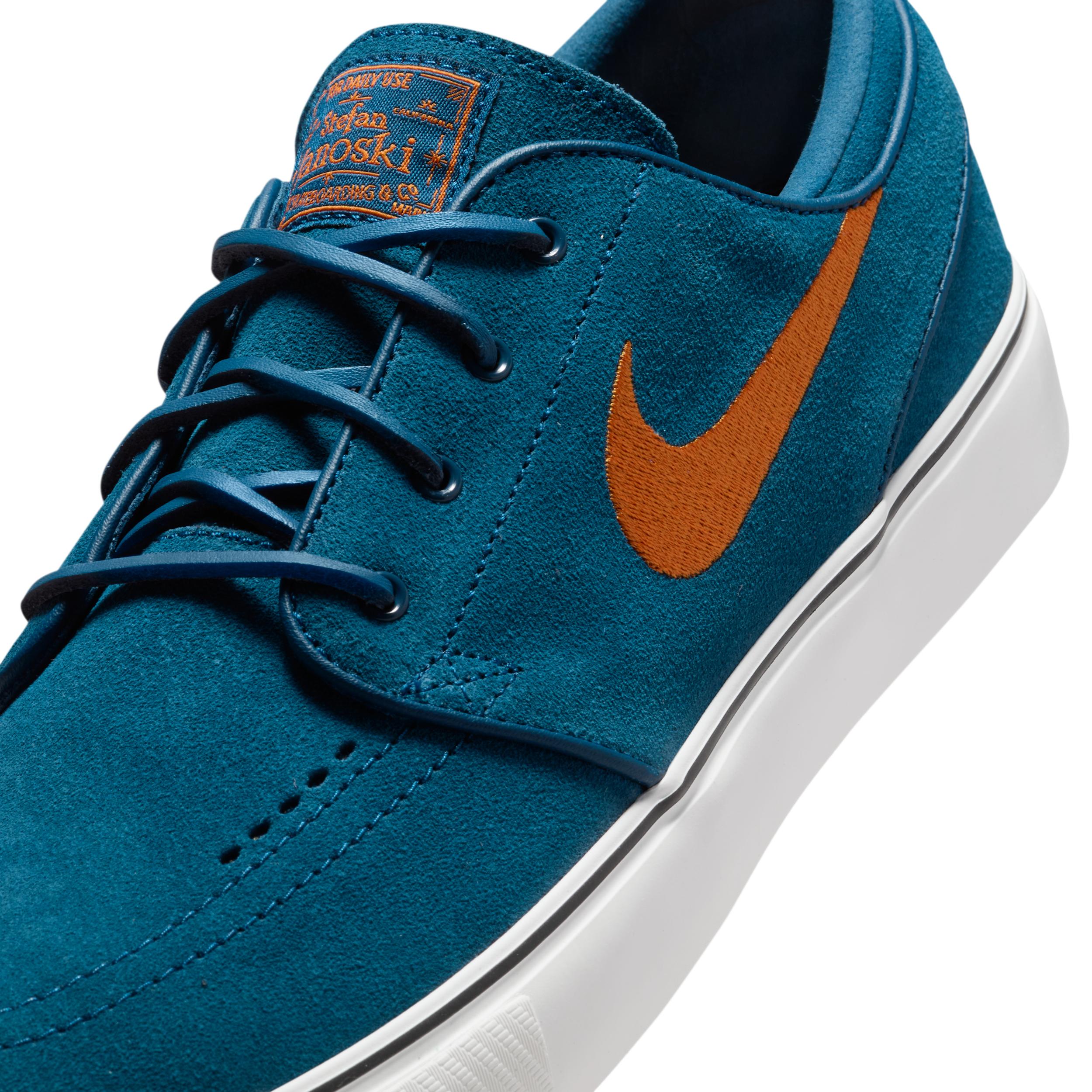 Mens Nike SB Zoom Janoski OG+ Skate Shoes | FD6757-401 Product Image