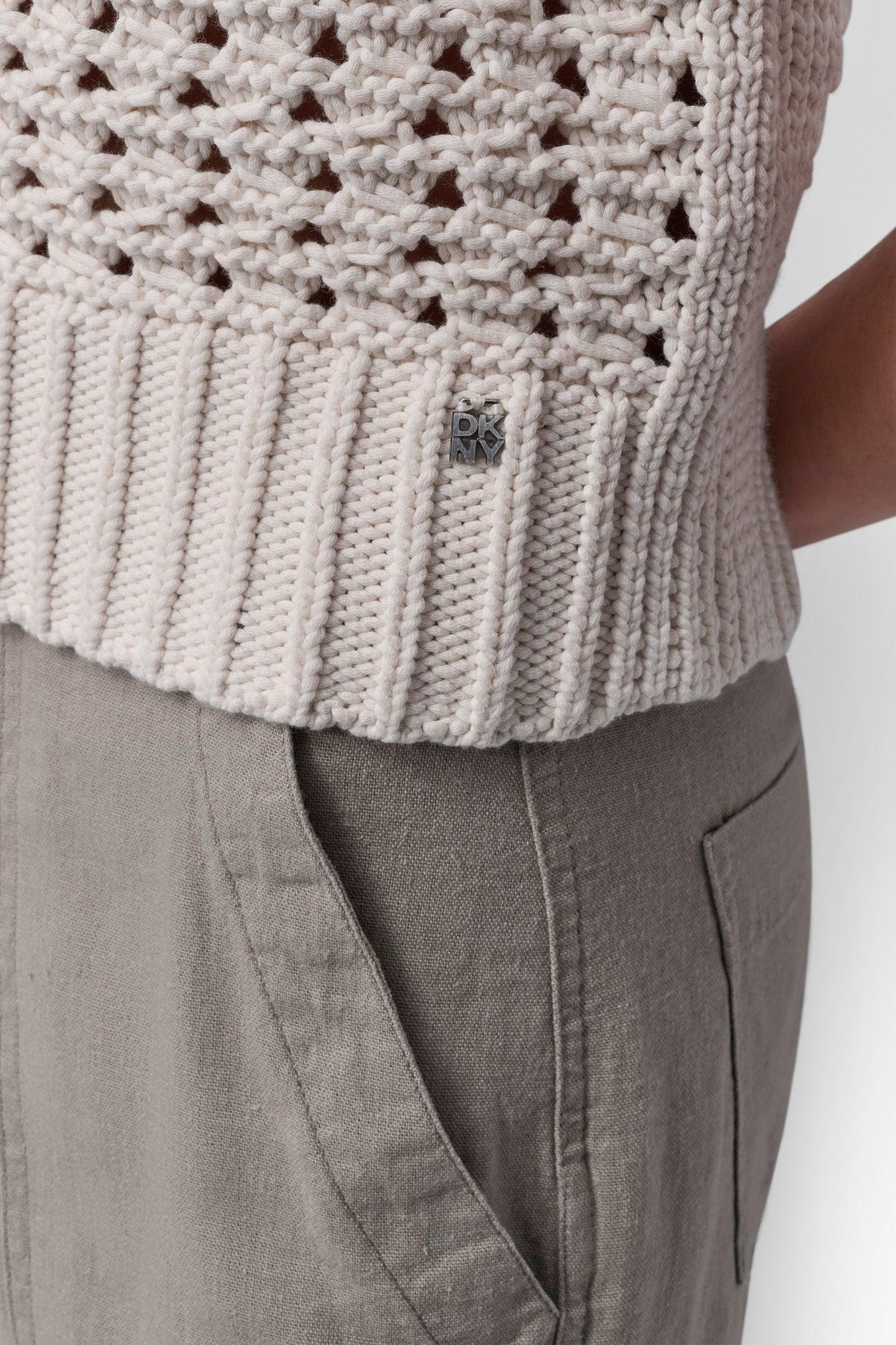 SLEEVLESS POINTELLE STITCH CREW NECK VEST Product Image