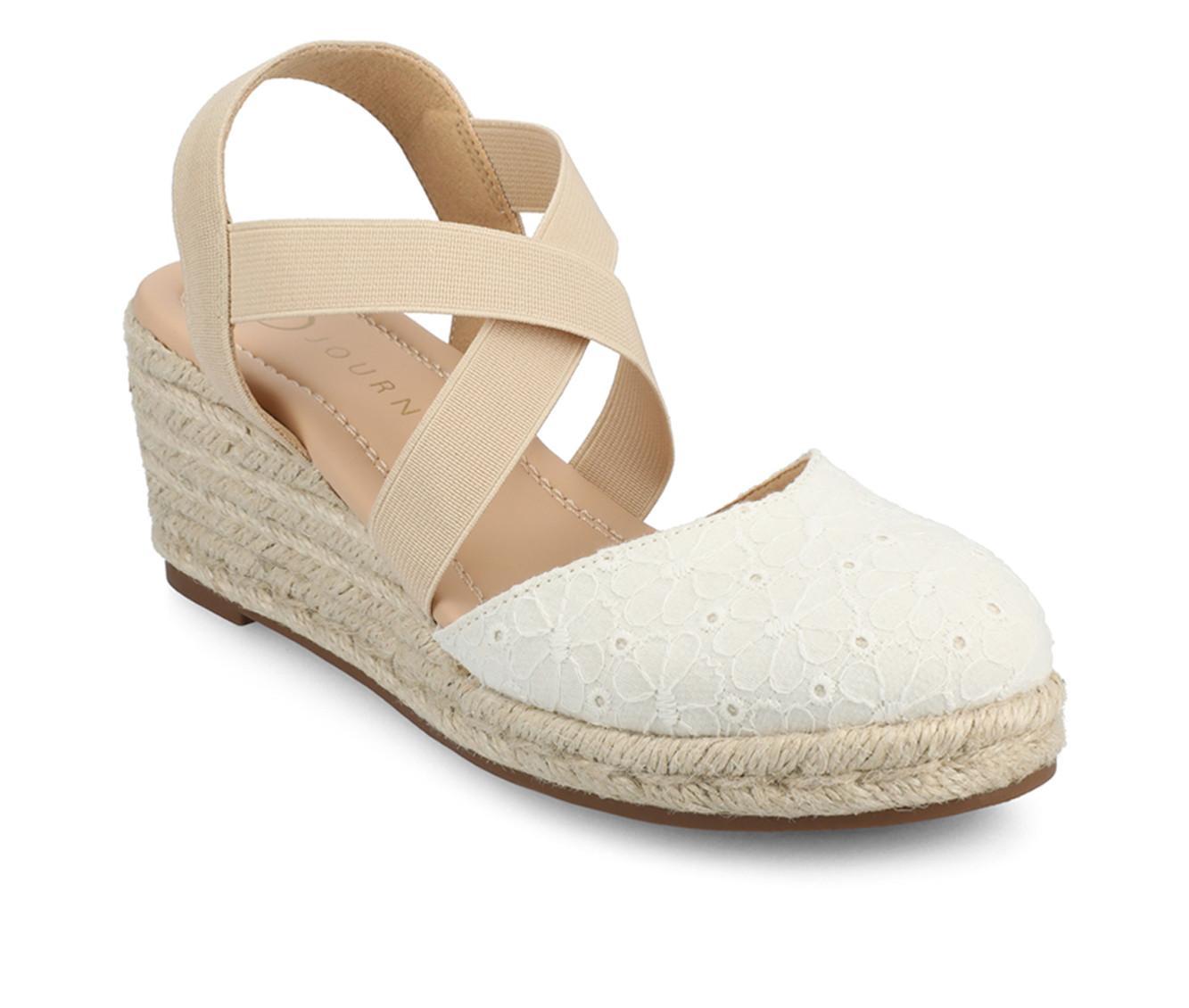 Women's Journee Collection Ashlee Wedges Product Image