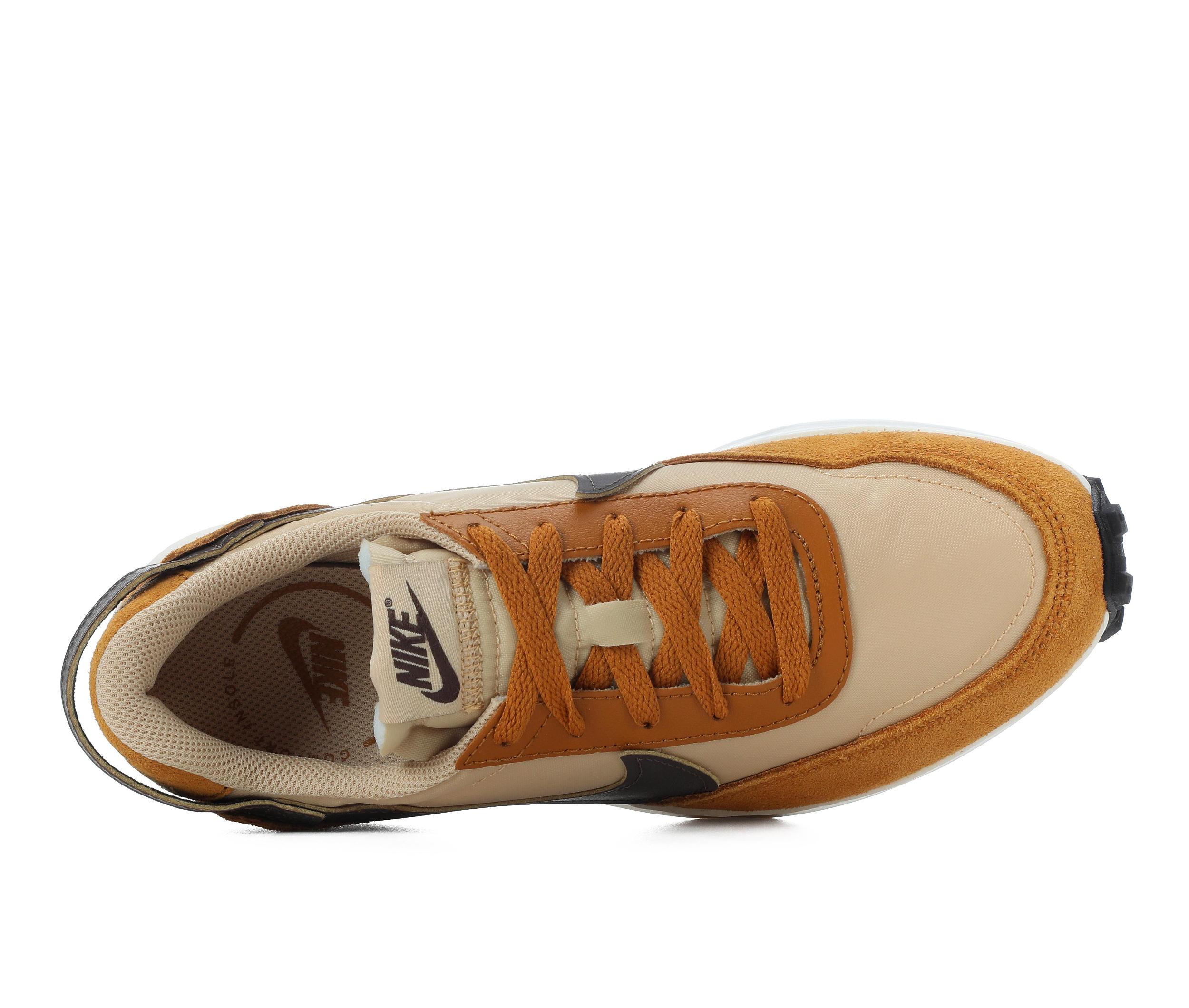 Women's Nike Waffle Debut Sneakers Product Image