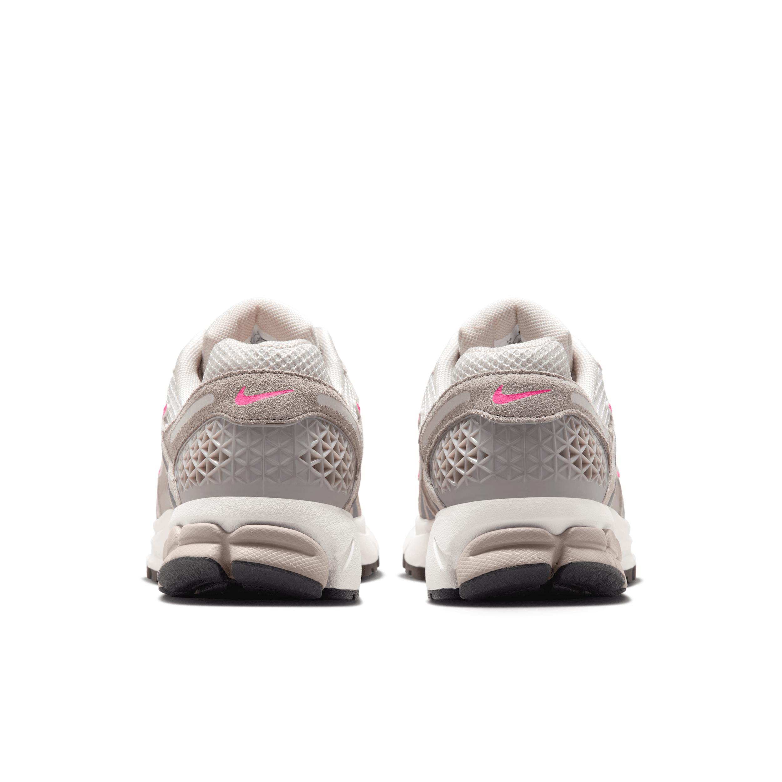 Nike Women's Zoom Vomero 5 Shoes Product Image