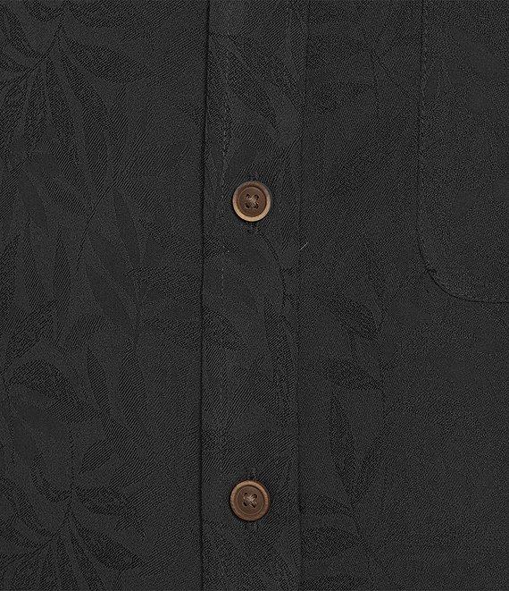 Roundtree & Yorke Short Sleeve Solid Polynosic Jacquard Sport Shirt Product Image