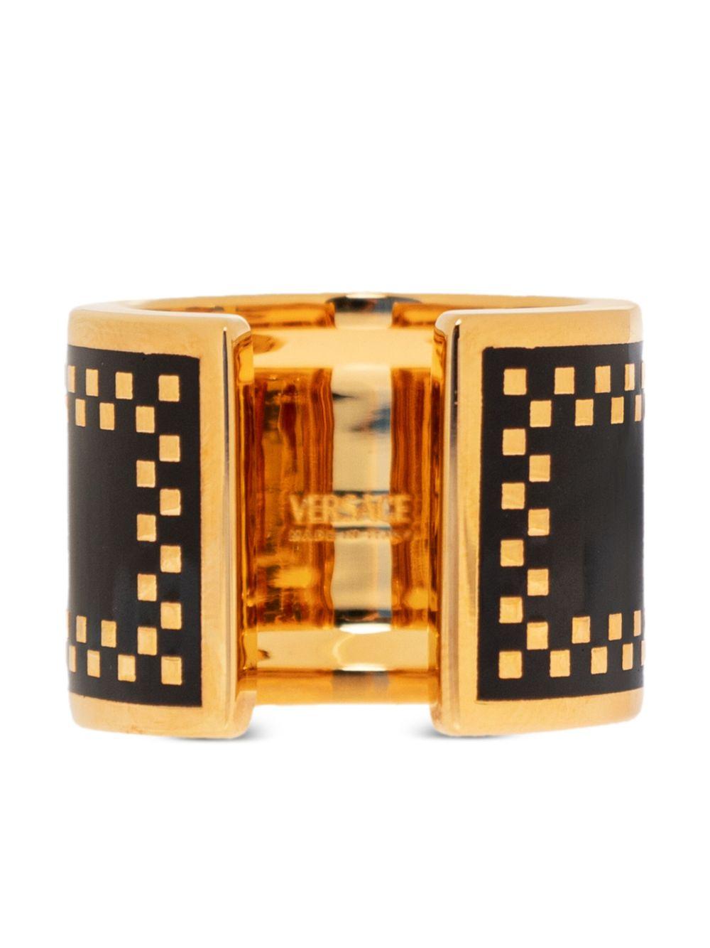 &apos;90s Vintage Logo ring Product Image