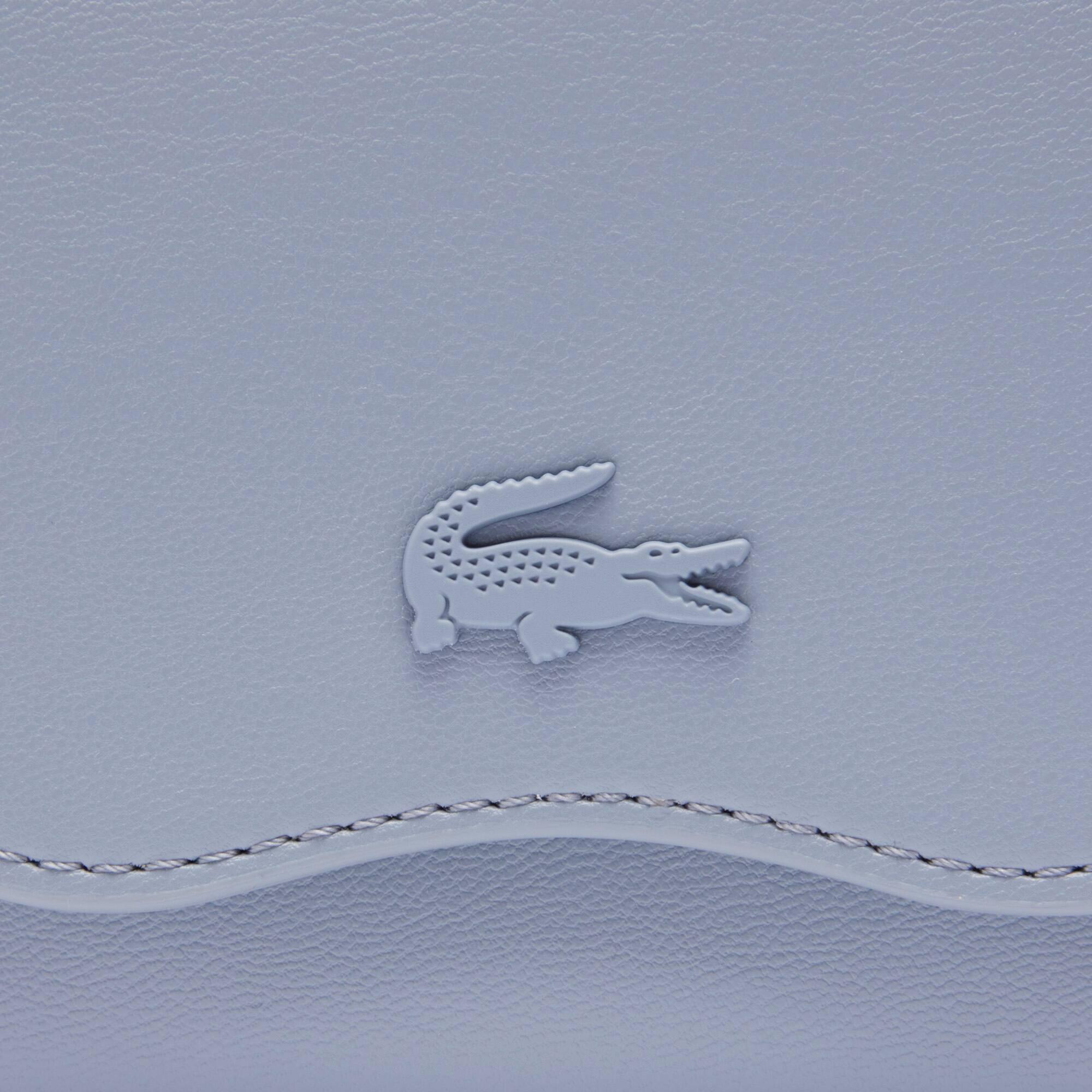 Lora Zipped Leather Billfold Product Image