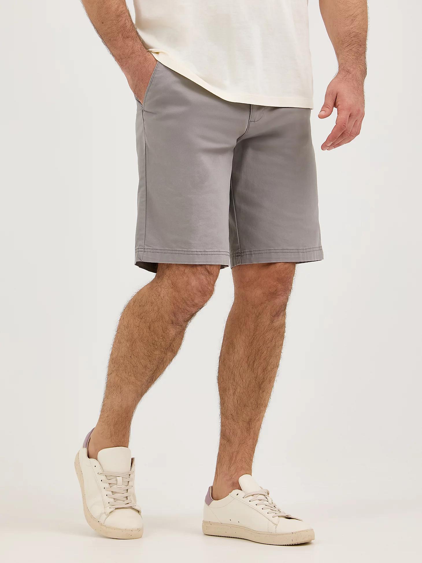 Men’s Extreme Motion Short | Khaki Cargo Shorts| Lee® Product Image