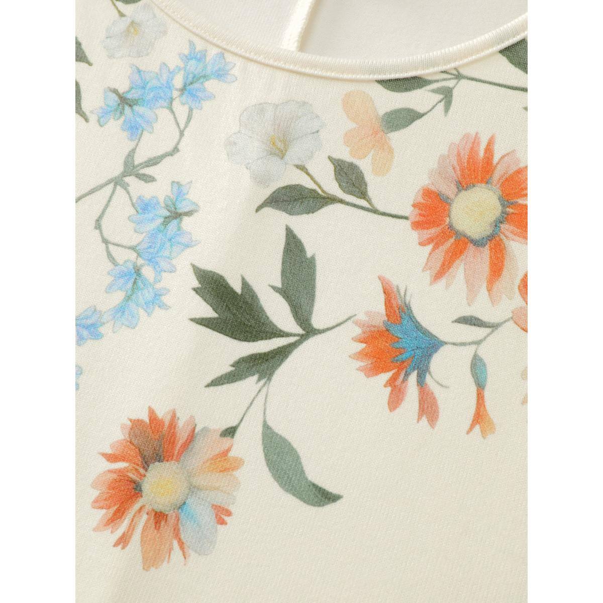 Plus Size Floral Embroidery Cozy Stretchy Hem T-Shirt Ivory Women Timeless Round Neck Elegant T-shirts BloomChic 30/6X Product Image