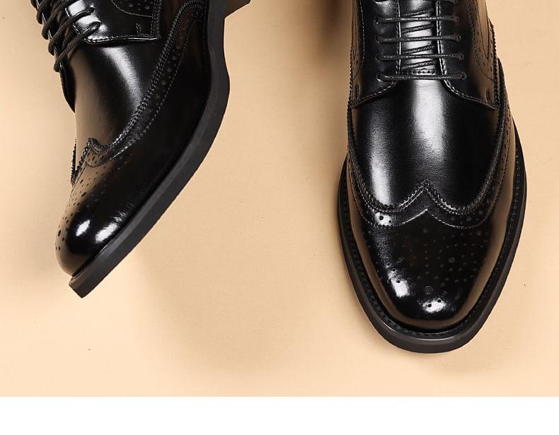 Lace-Up Wingtip Brogue Derby Shoes Product Image