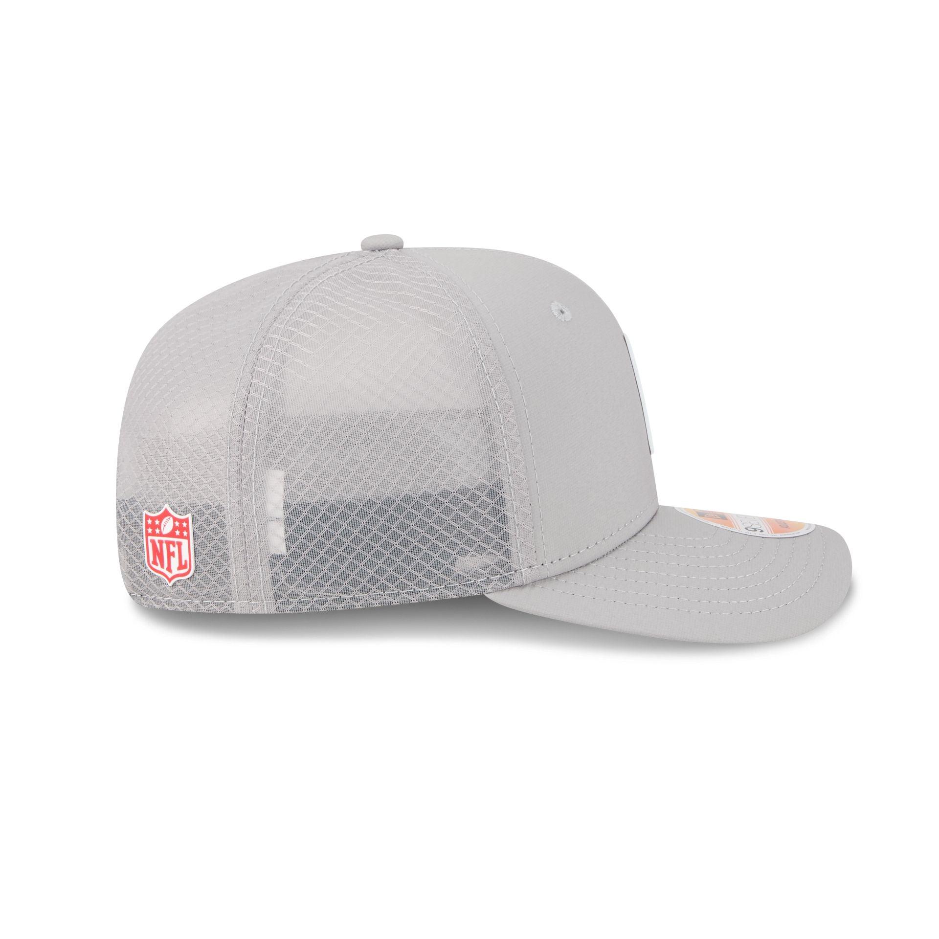 Kansas City Chiefs 2025 Sideline Hot Weather Gray 9SEVENTY Trucker Hat Male Product Image