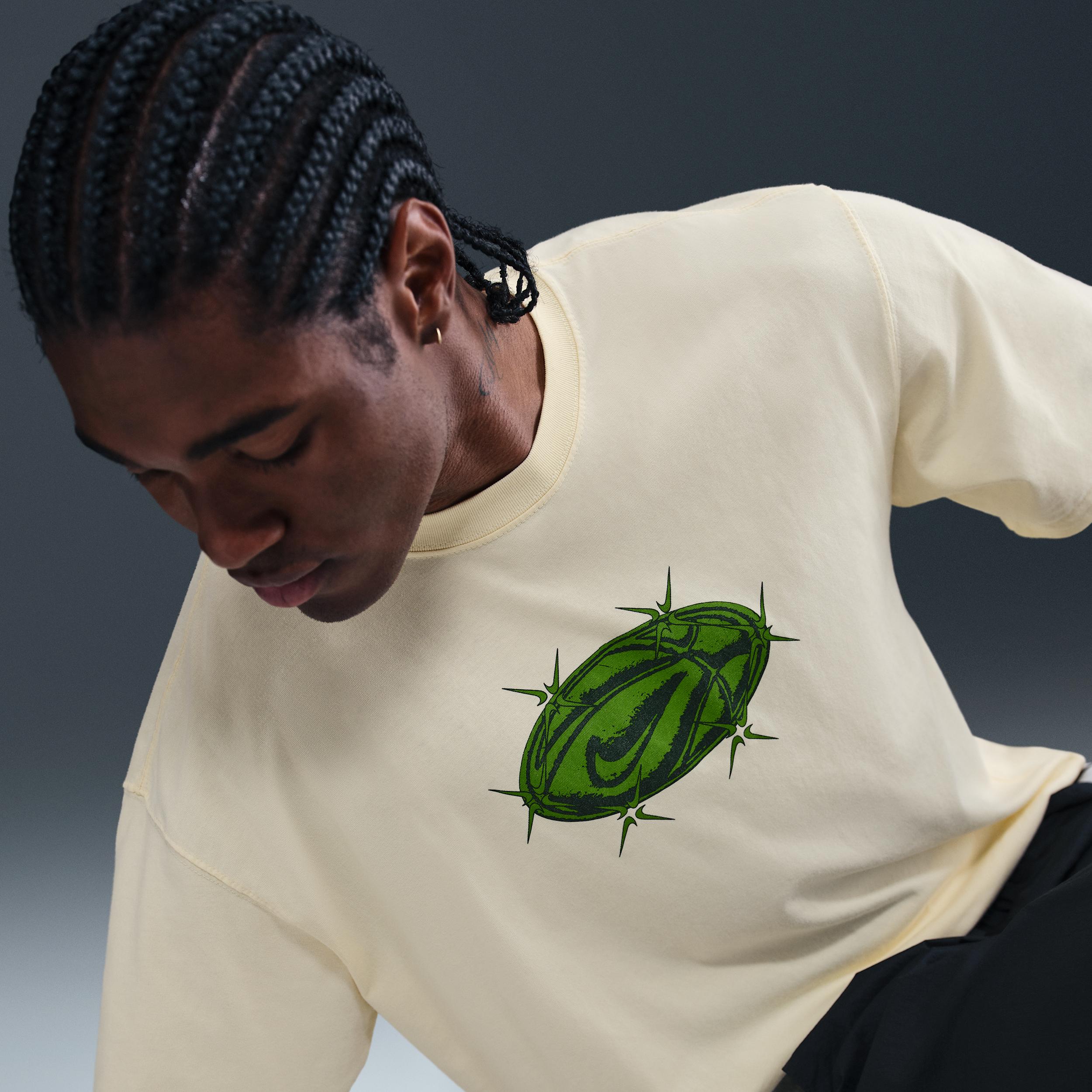 Nike Mens Max90 T-Shirt | HV1675-551 Product Image