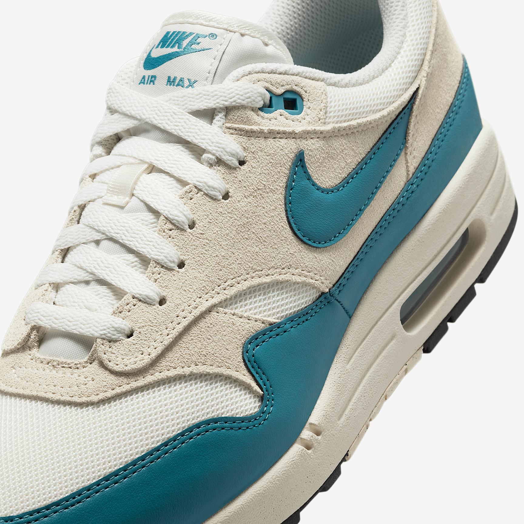 Nike Men's Air Max 1 Essential Shoes Product Image
