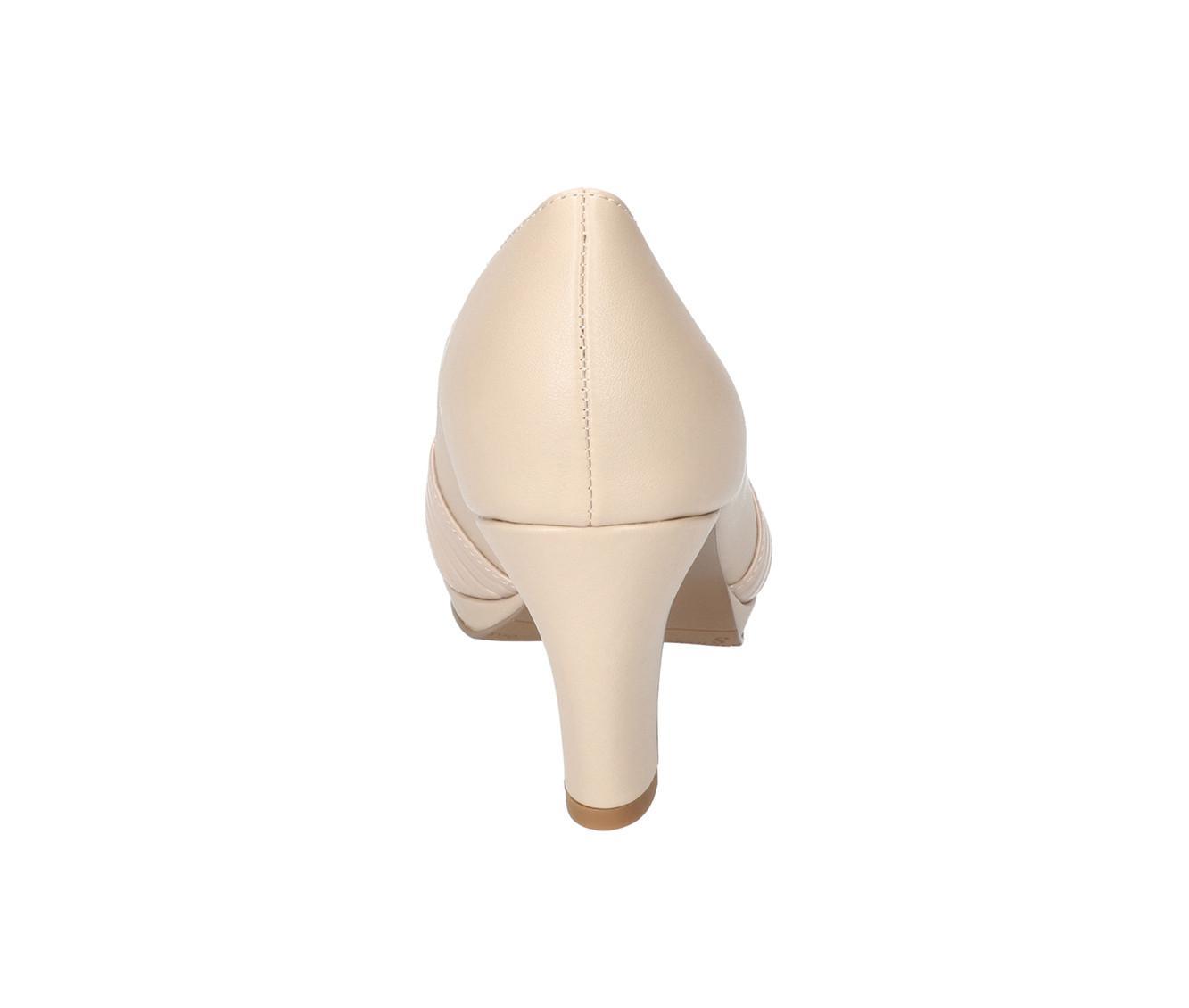 Women's Easy Street Lavish Pumps Product Image