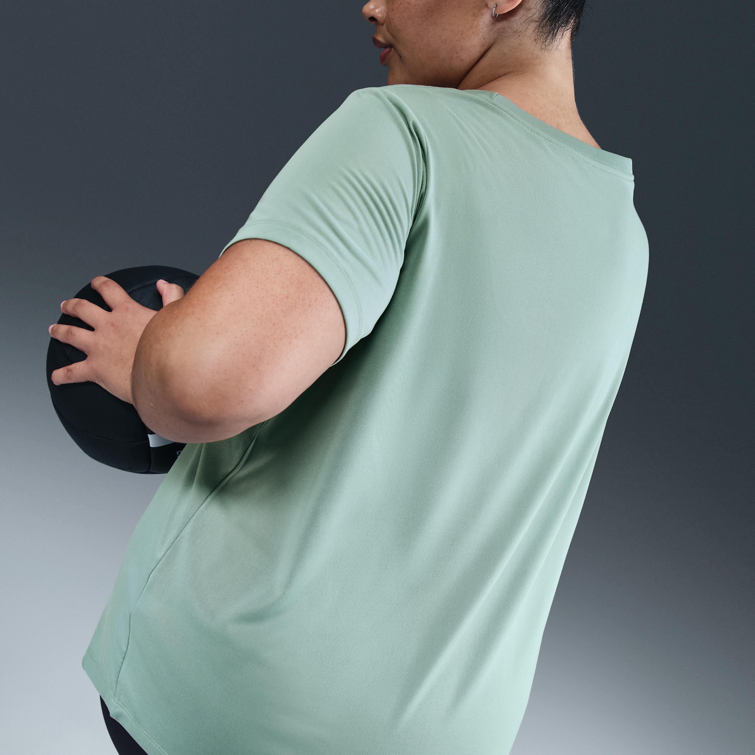 Nike Dri-FIT Women's T-Shirt (Plus Size) Product Image