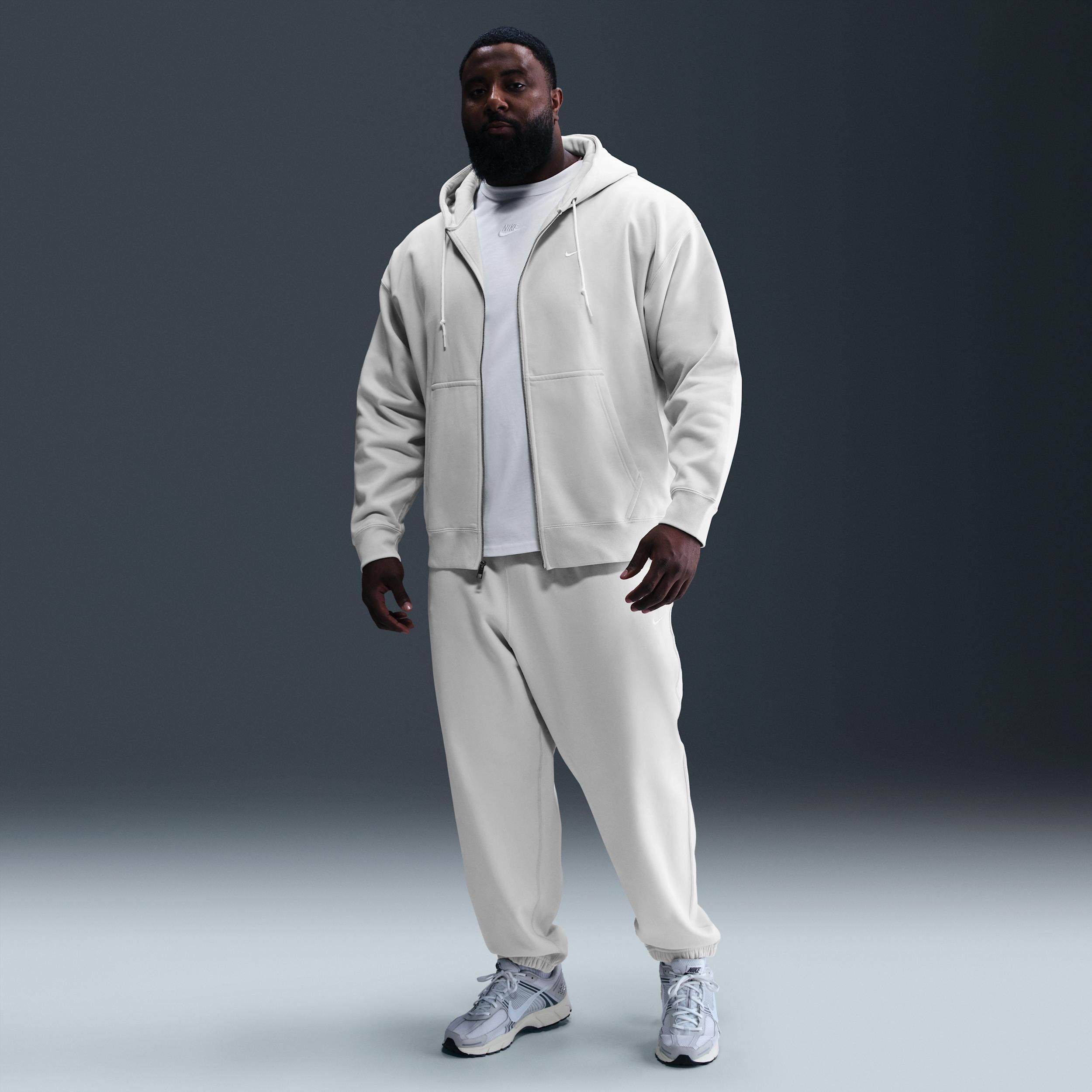 Nike Men's Solo Swoosh Fleece Pants Product Image