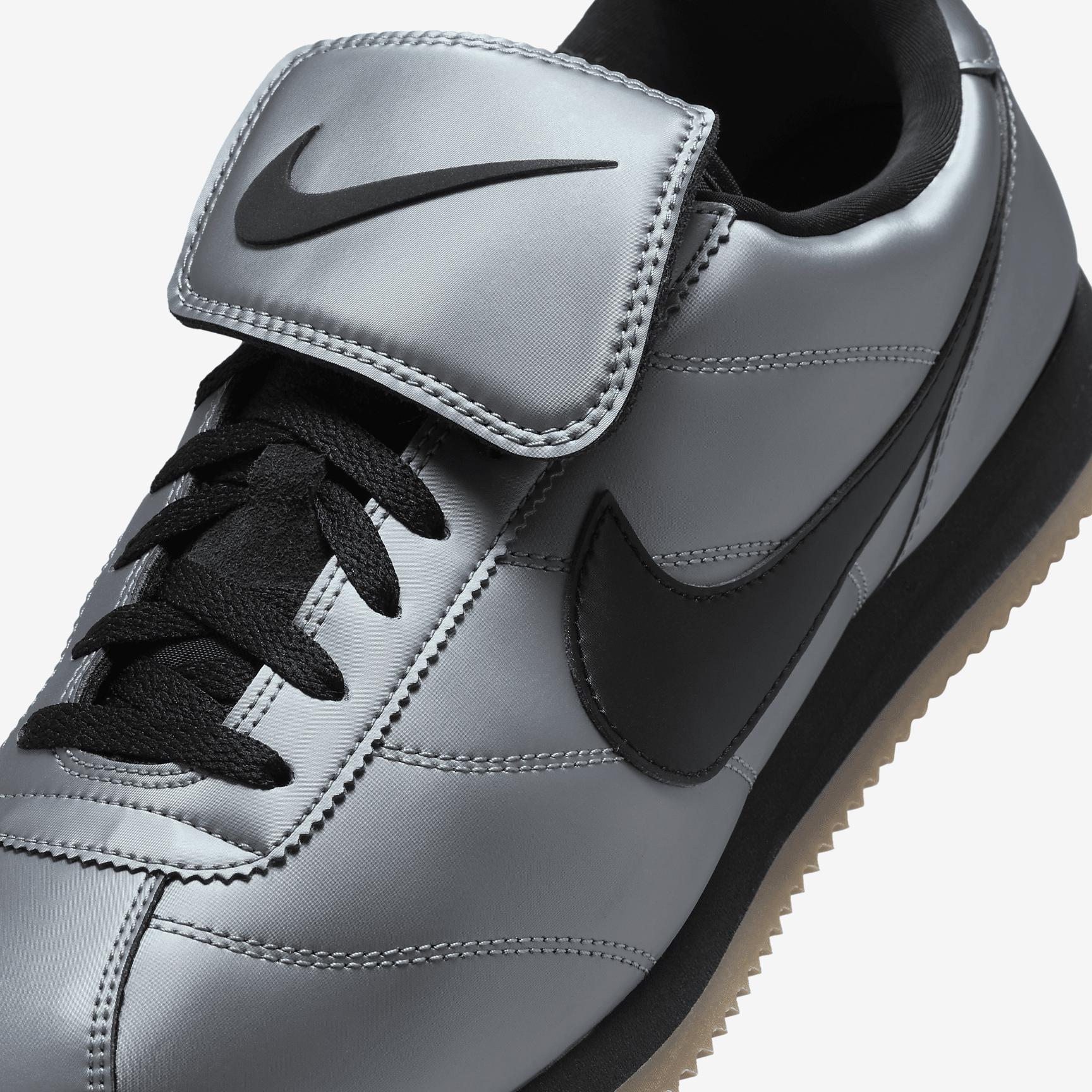 Nike Cortez SE Men's Shoes Product Image