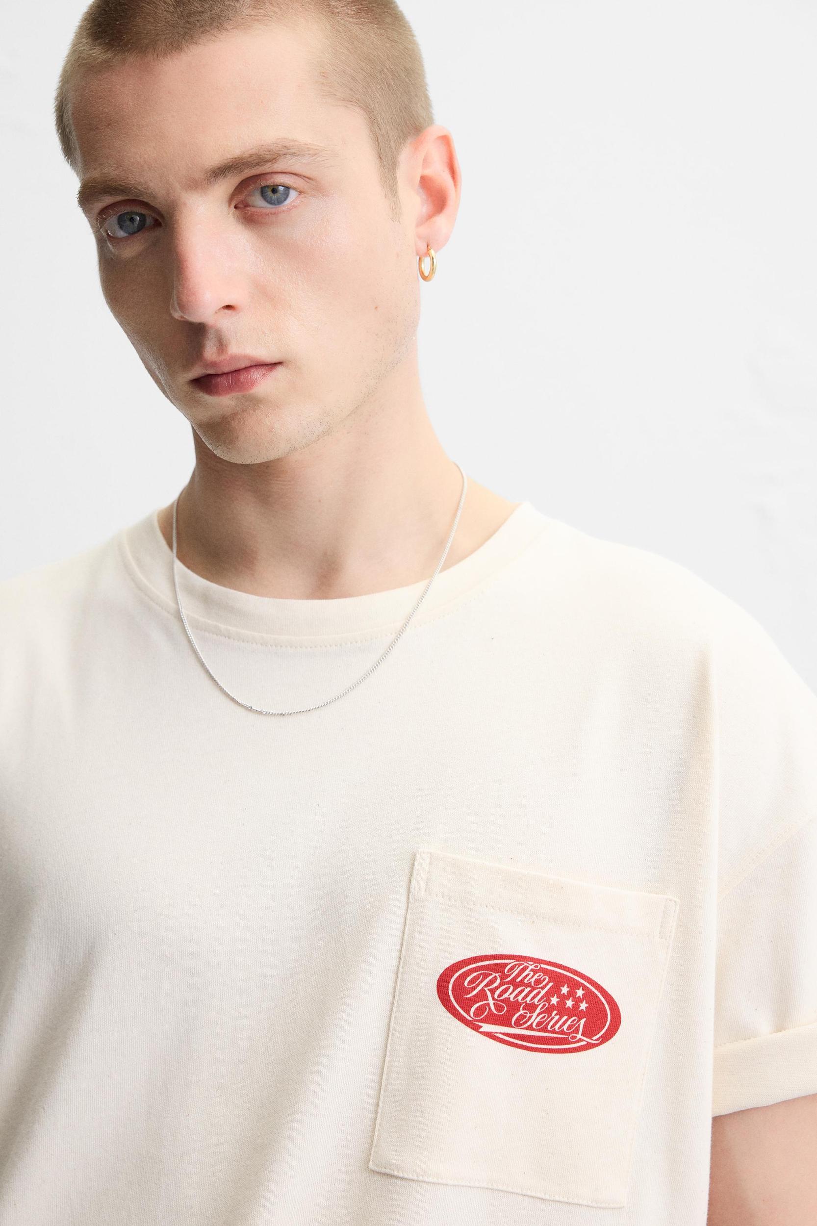 COMBINATION PRINT T-SHIRT Product Image