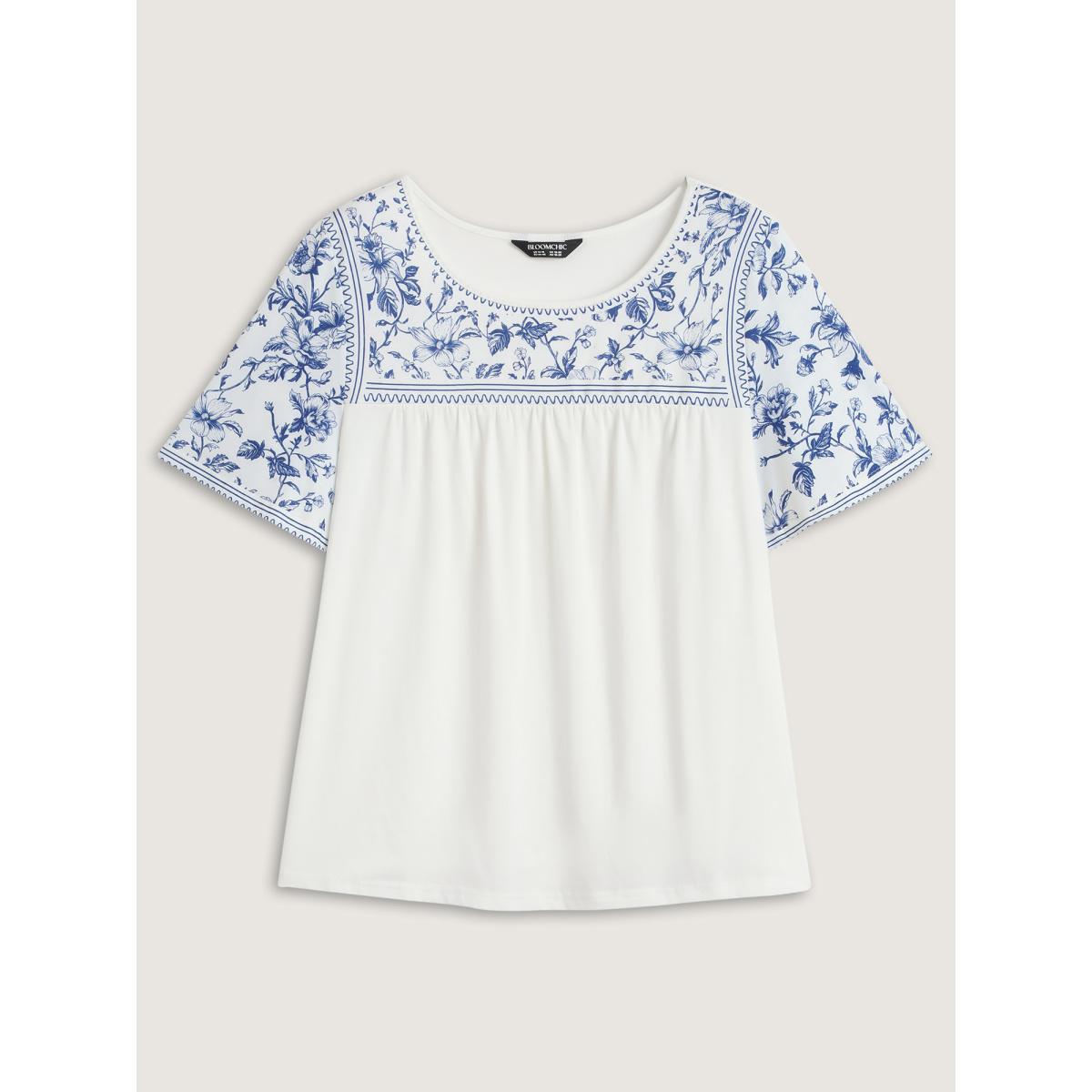 Plus Size Floral Flowy Knit Solid T-Shirt WhiteSmoke Women Leisure Round Neck Casual T-shirts BloomChic 26/4X Product Image