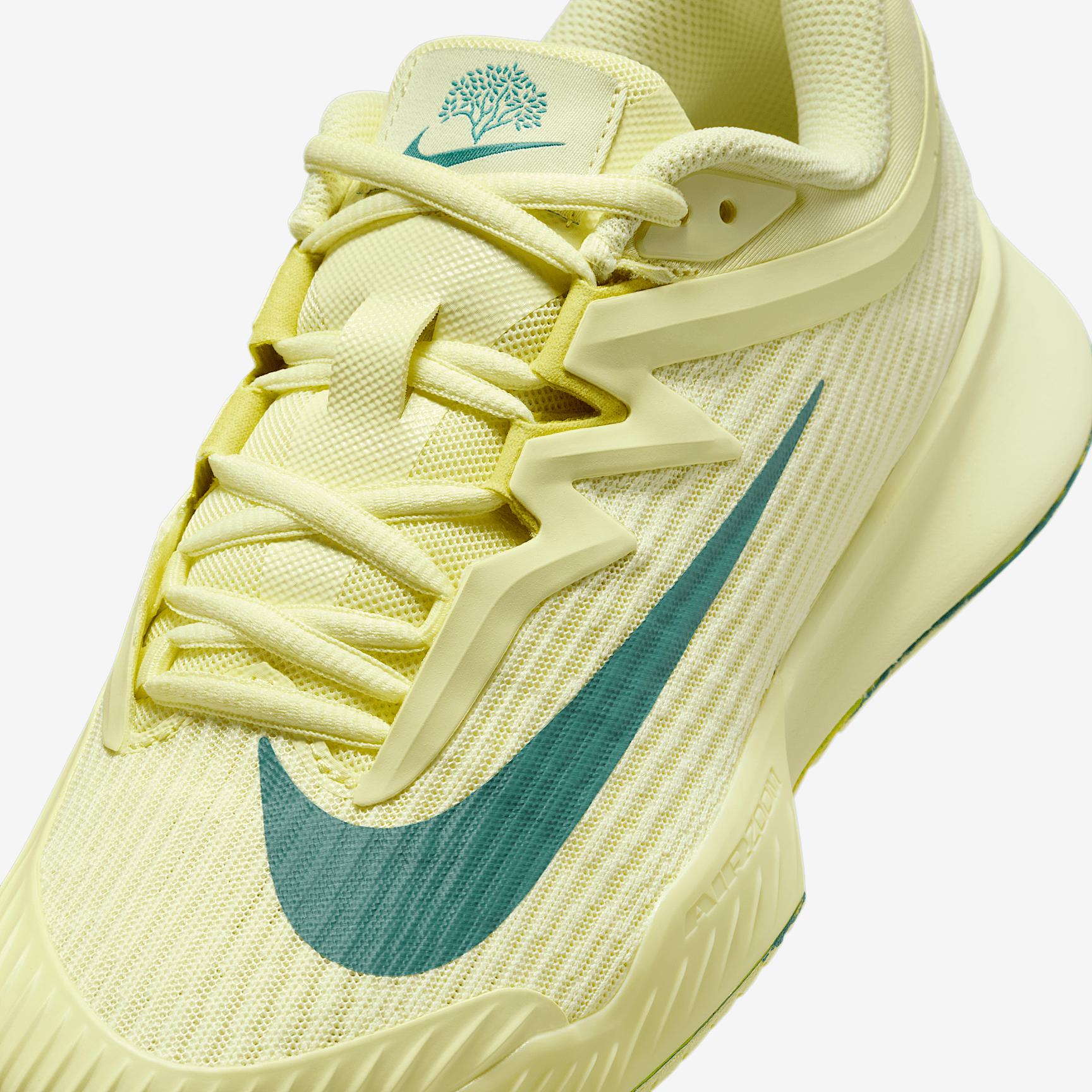 Nike Vapor Pro 3 Premium Women's Hard Court Tennis Shoes Product Image