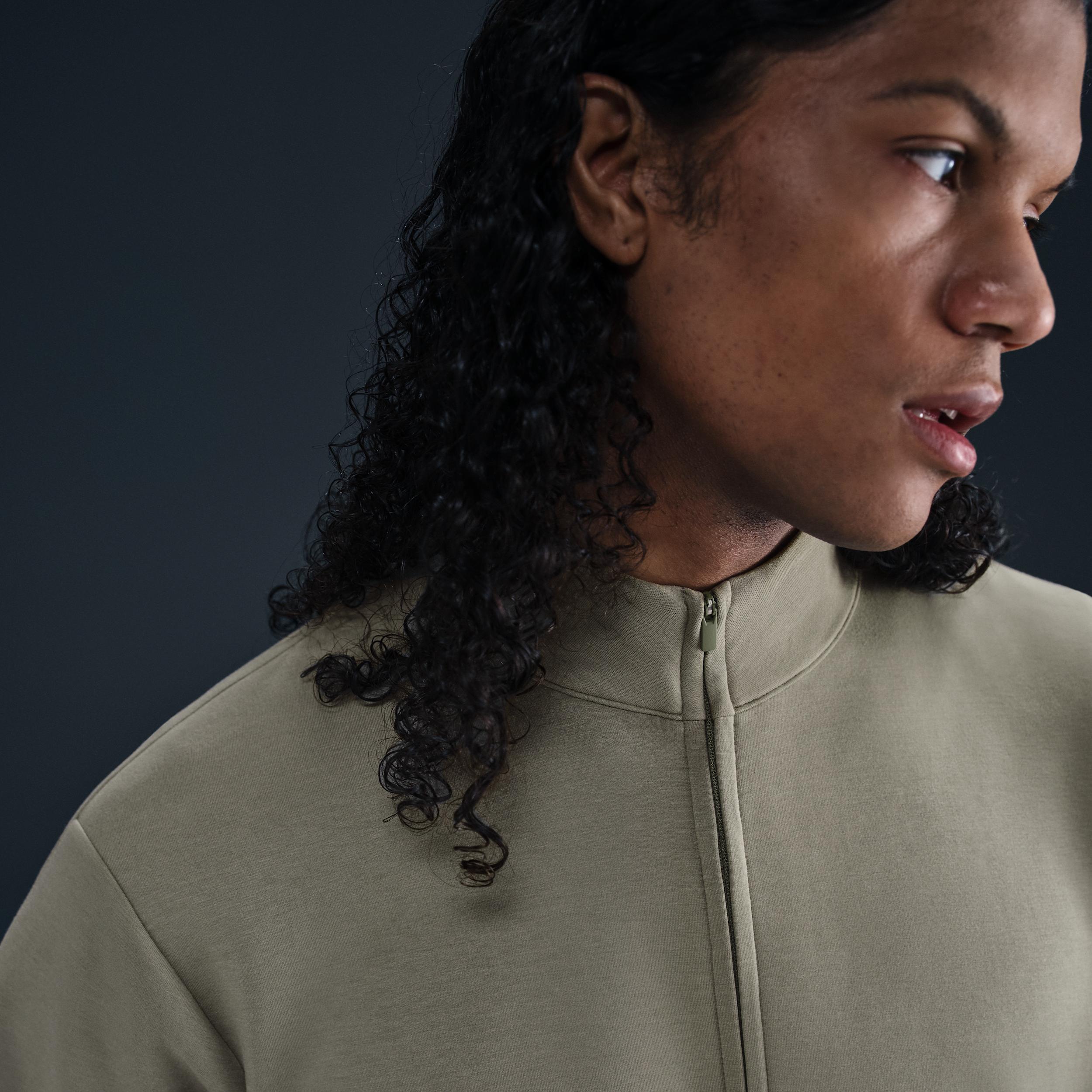 Nike Mens 24.7 ImpossiblySoft Dri-FIT 1/2-Zip Top | HQ6953-320 Product Image