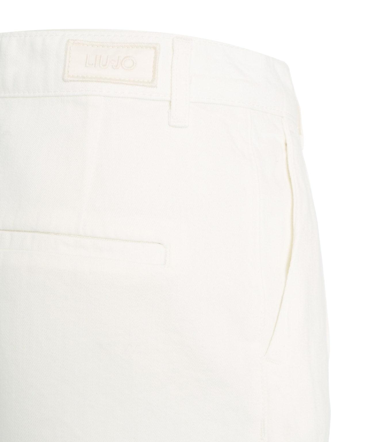 Cotton blend bermuda Product Image