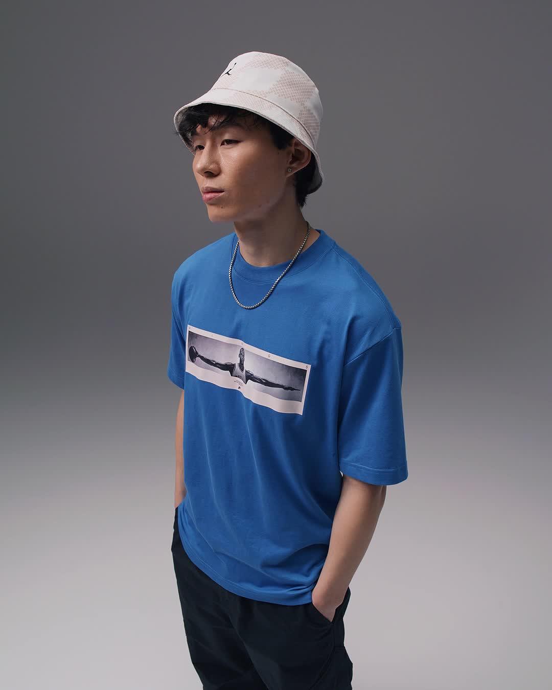 Mens Air Jordan 4 RM Shoes | FQ7939-110 Product Image