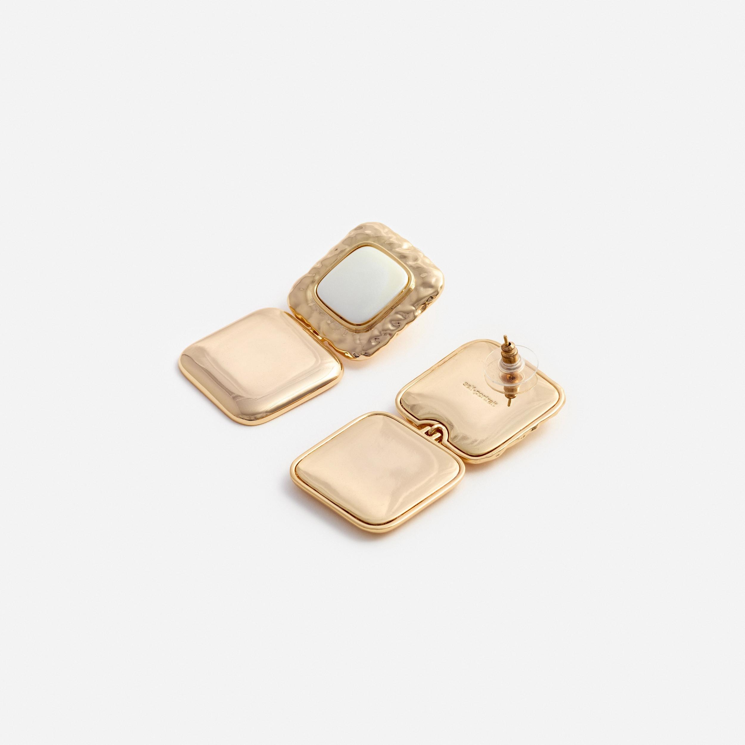 Mottled Gold Pearl Tiered Earrings Product Image