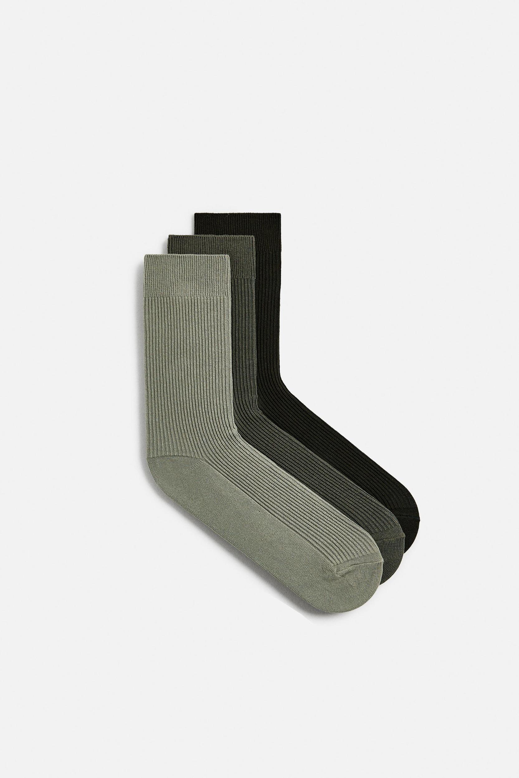 THREE-PACK OF LIGHTWEIGHT SOCKS Product Image