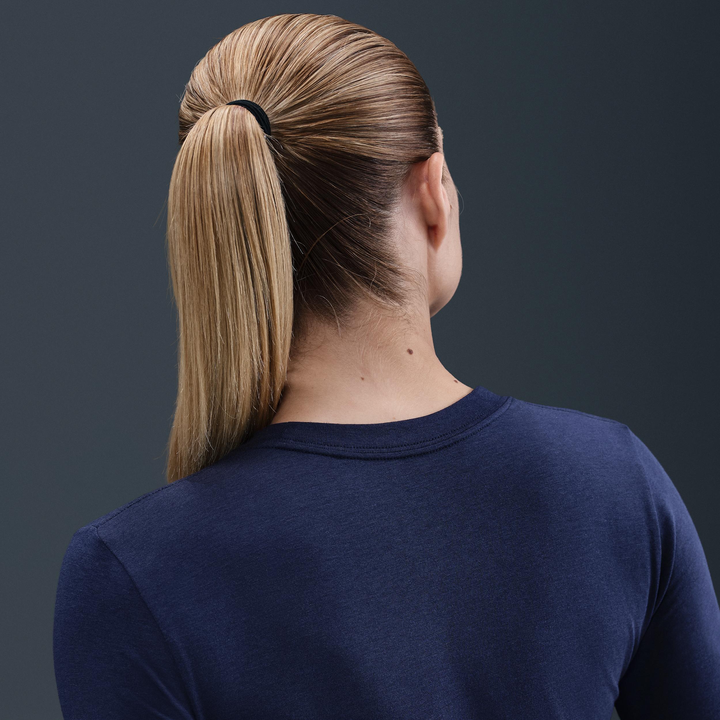 Womens Nike Sportswear Chill Knit Slim Long-Sleeve Cropped Top | HF5322-411 Product Image