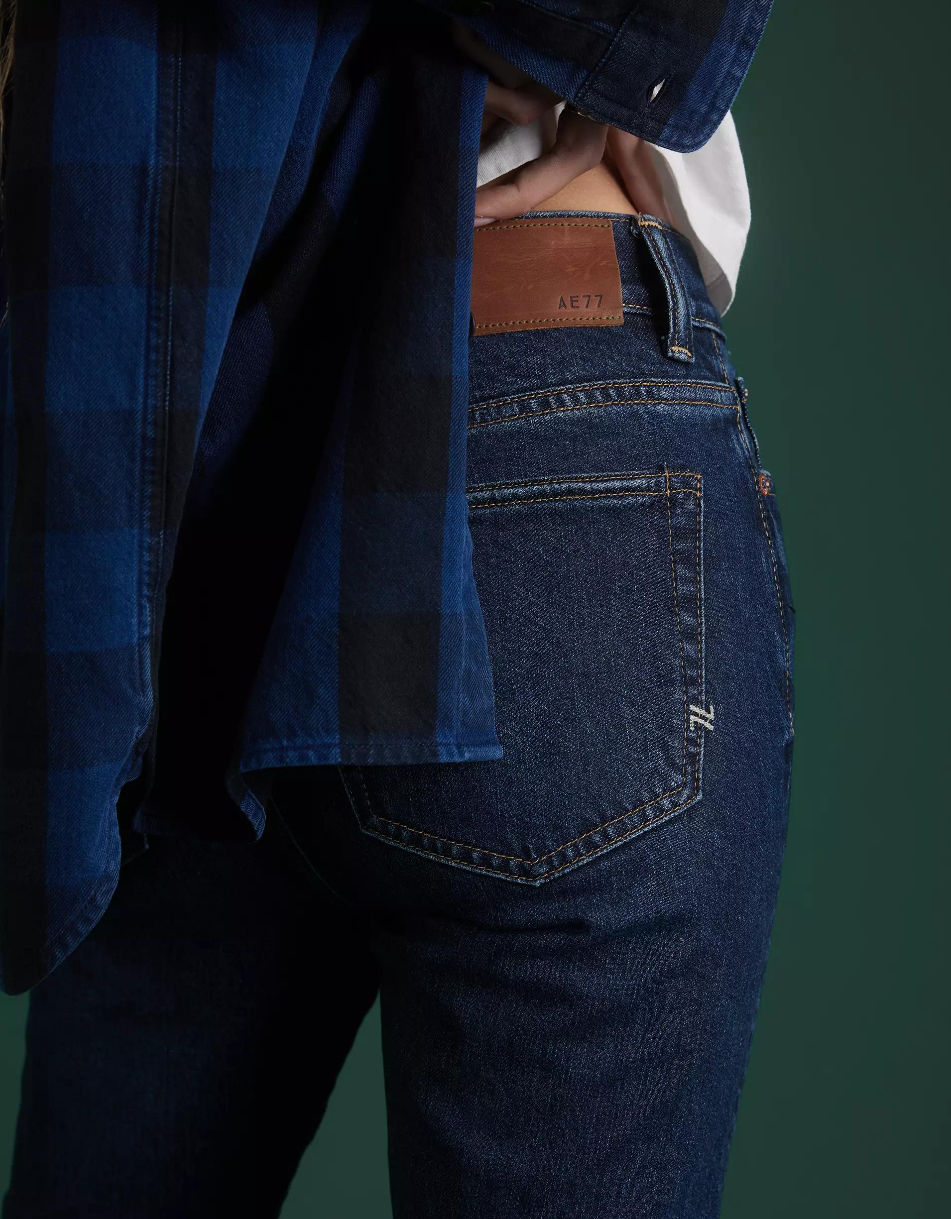 AE77 Premium Straight Crop Jean Product Image