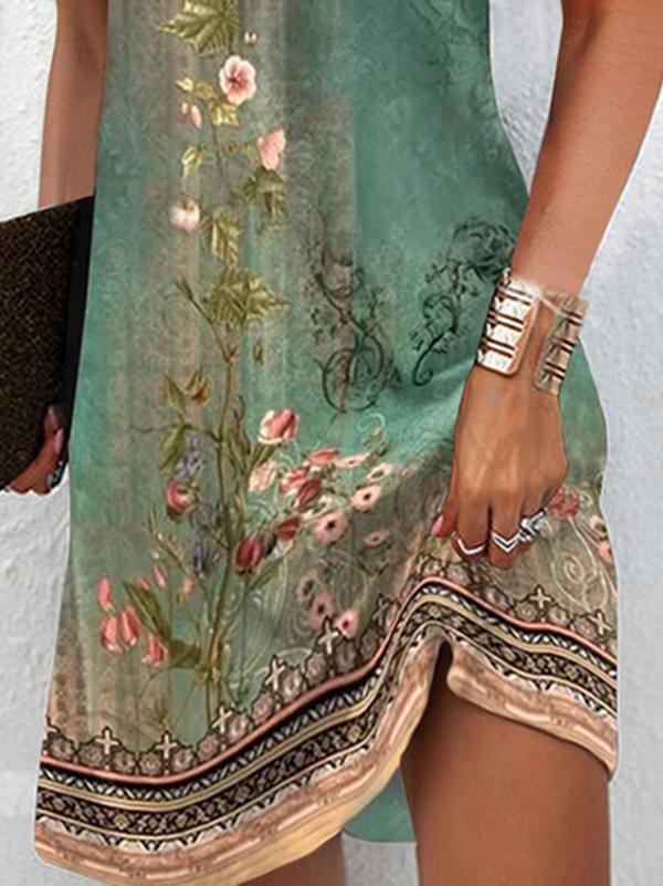 Loose Plus Size Floral Printed Split-Joint V-Neck Mini Dresses Product Image