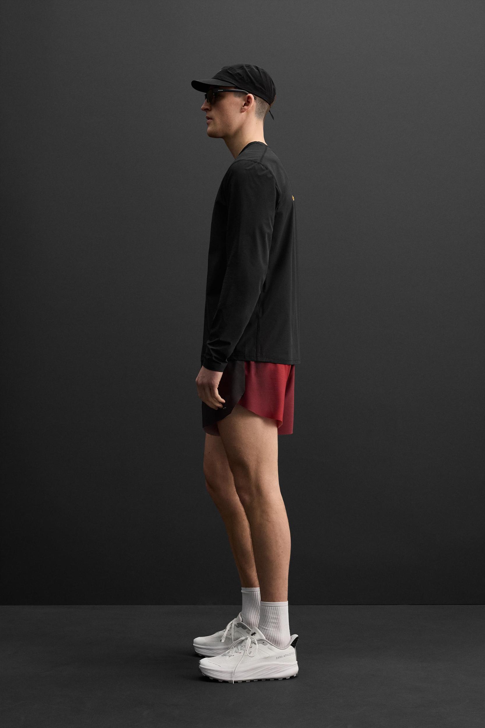 RACE PRINT T-SHIRT Product Image