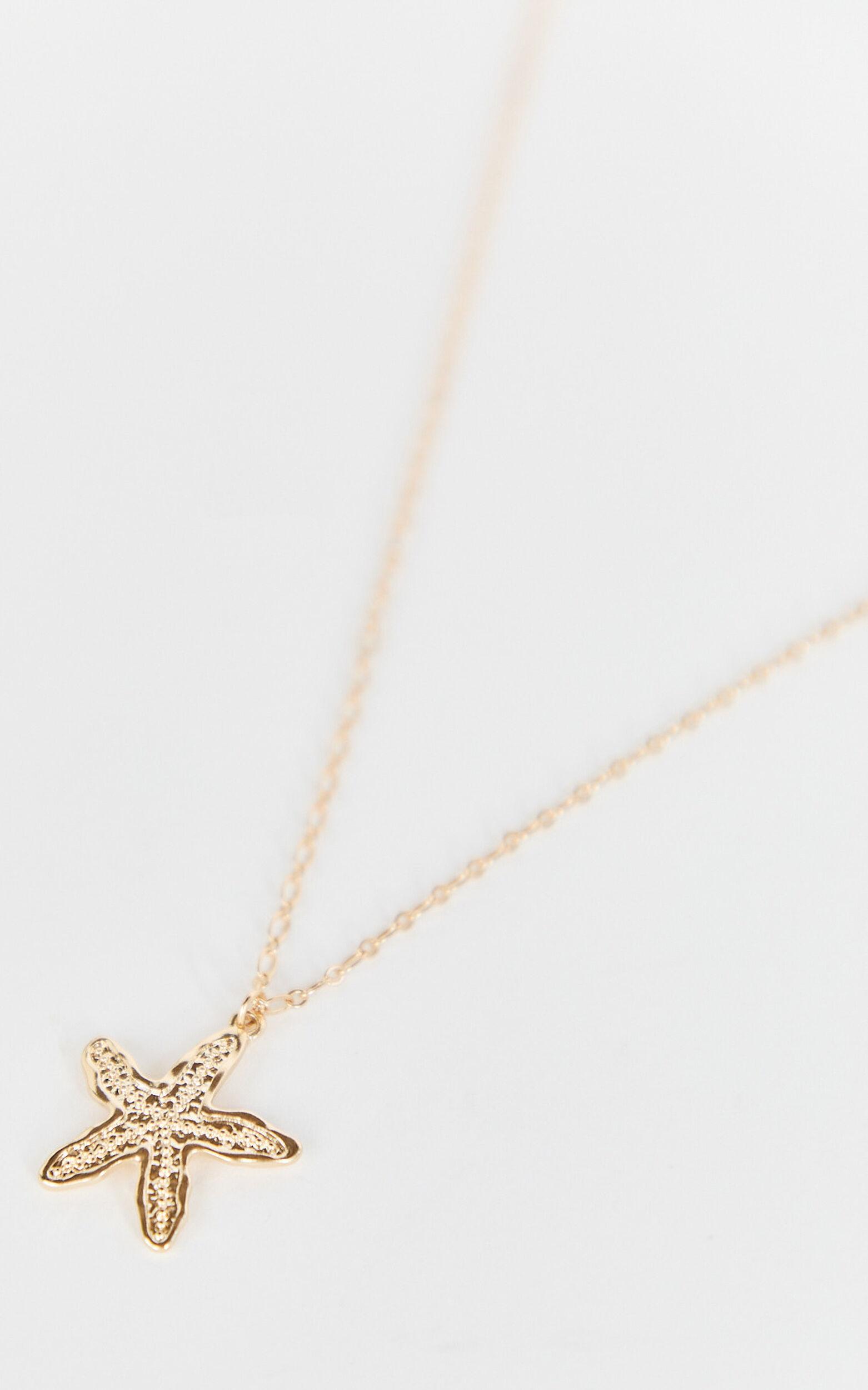 Gabbie Necklace - Star Pendant Necklace in Gold Product Image