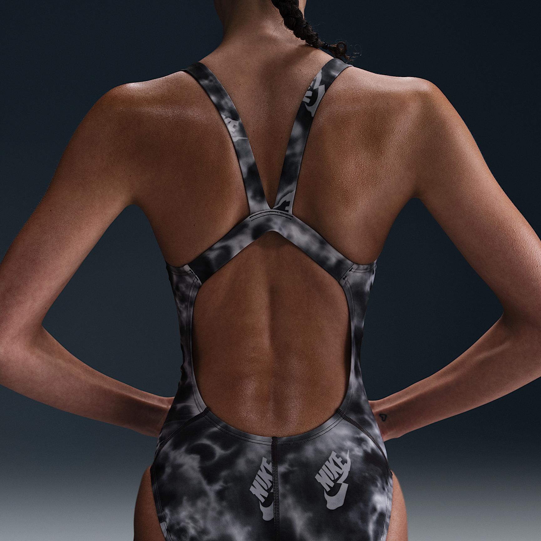Nike Swim HydraStrong Women's Fastback One-Piece Product Image